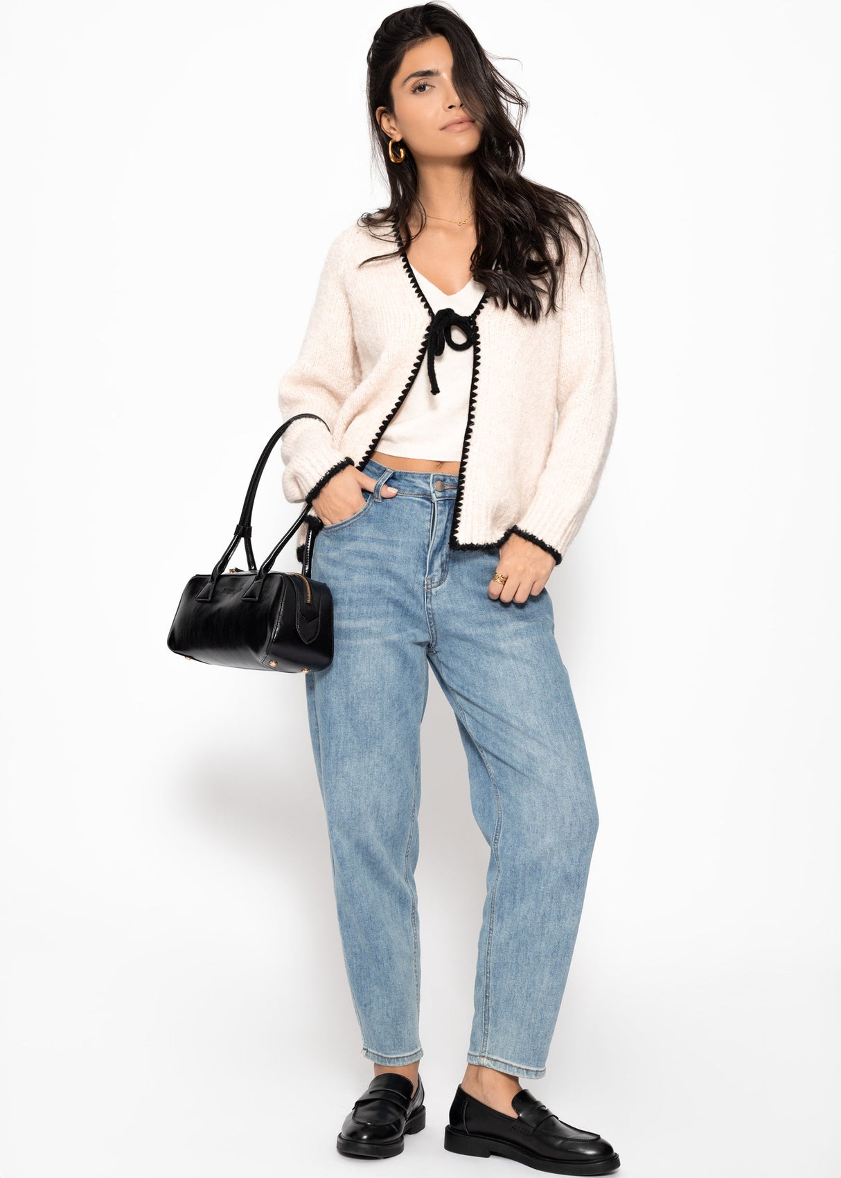 Cardigan mit Schleifenverschluss - beige