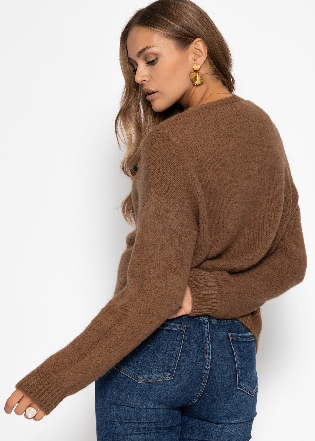 Cardigan with V -neck and button placket - brown