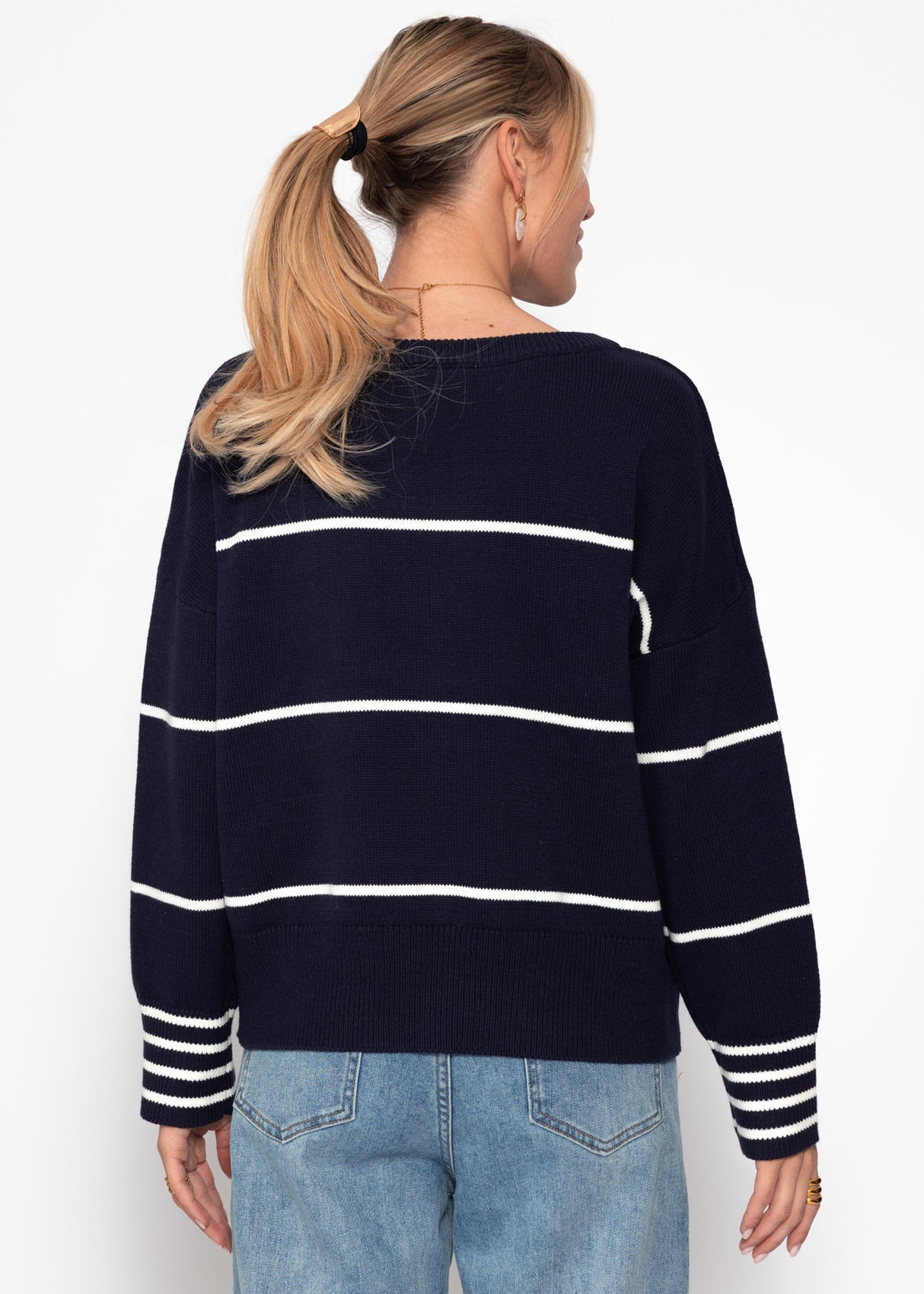 Fine knit sweater with contrast stripes - dark blue