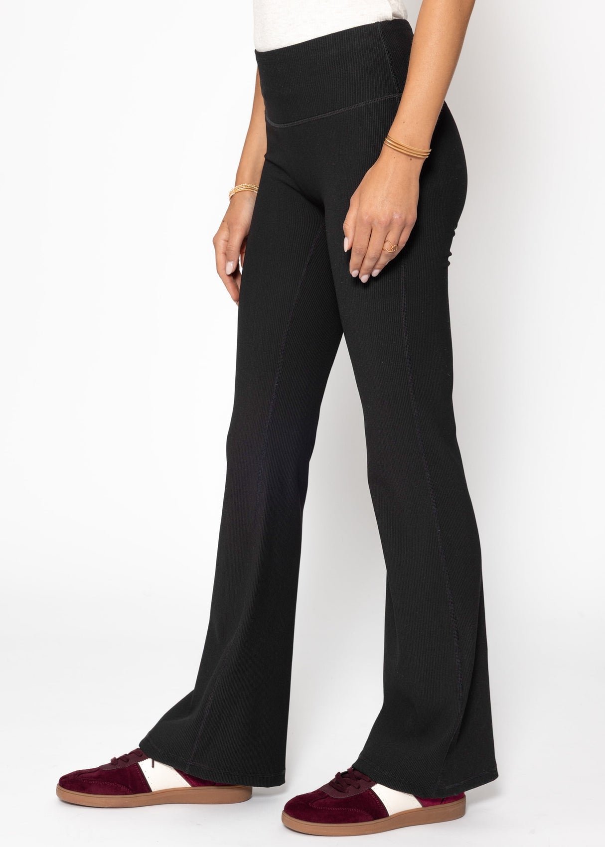 Flare leggings with ribbed structure - black