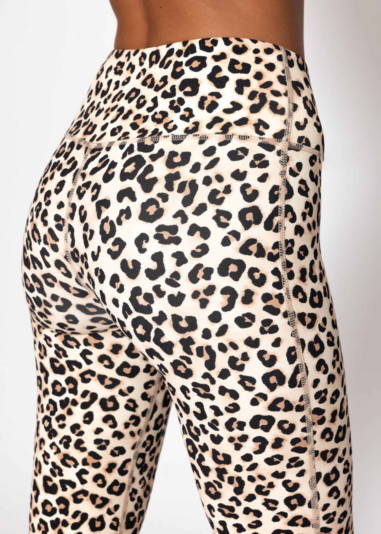 Flare sports leggings with leo print - beige