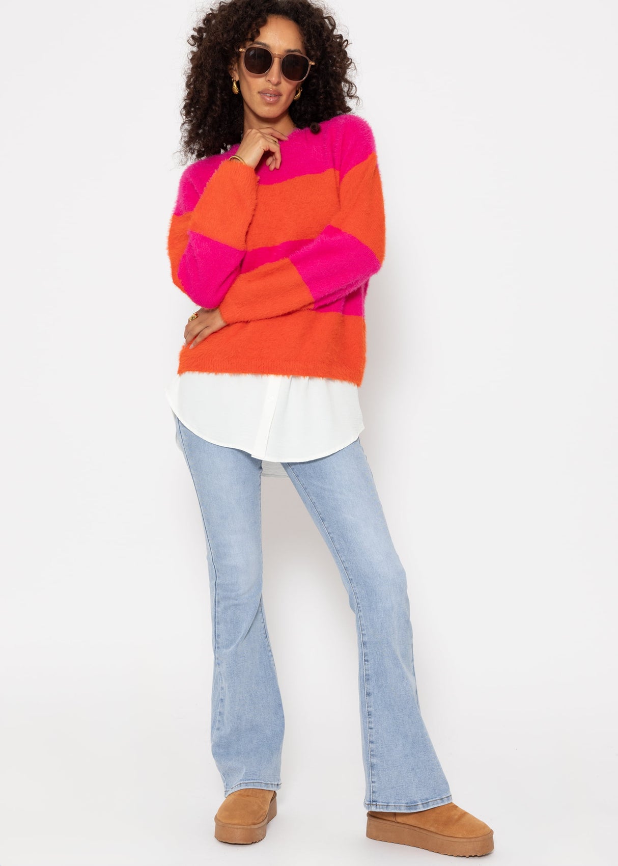 Fluffy sweater with block stripes - pink-orange
