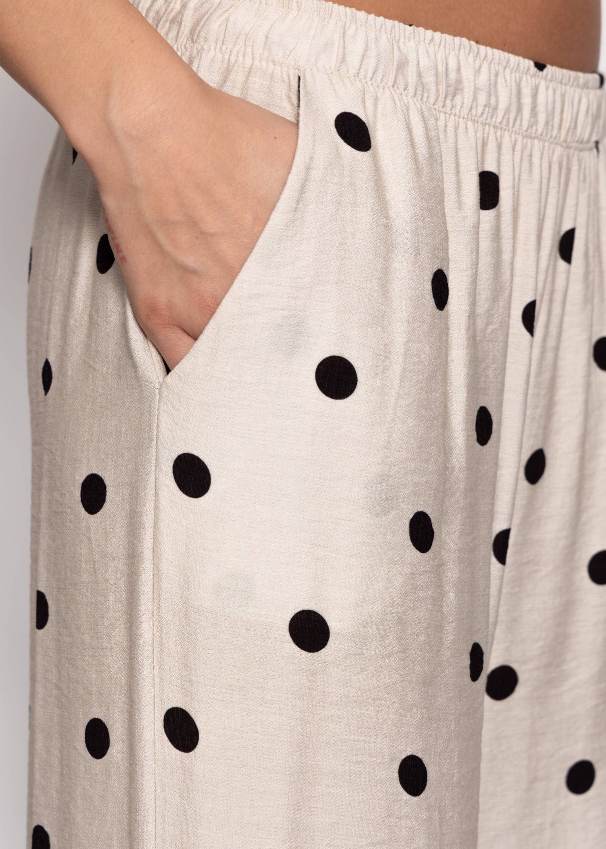 Polka-dot wide-leg pants - light beige