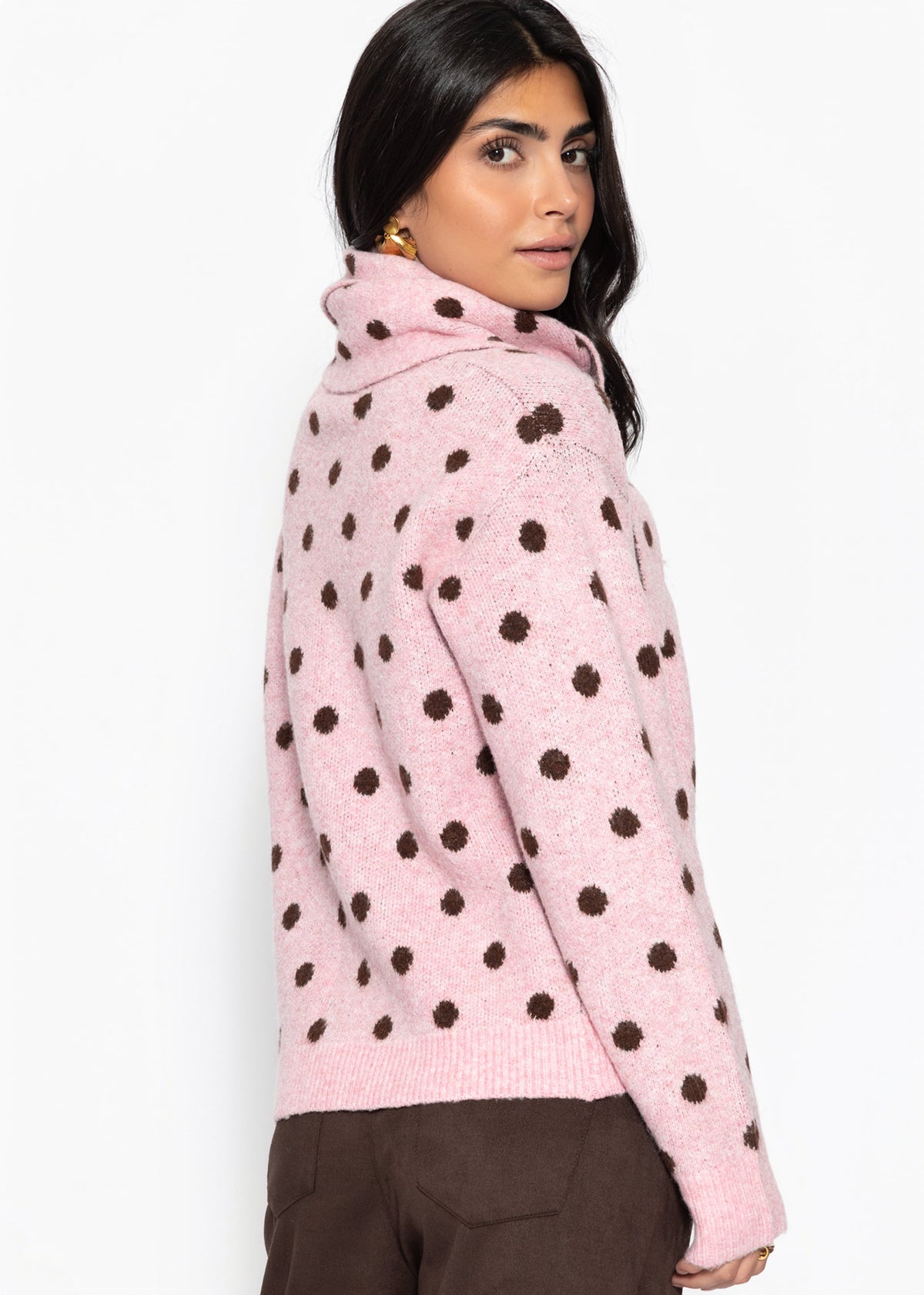 Gepunkteter Pullover mit Schal - rosa