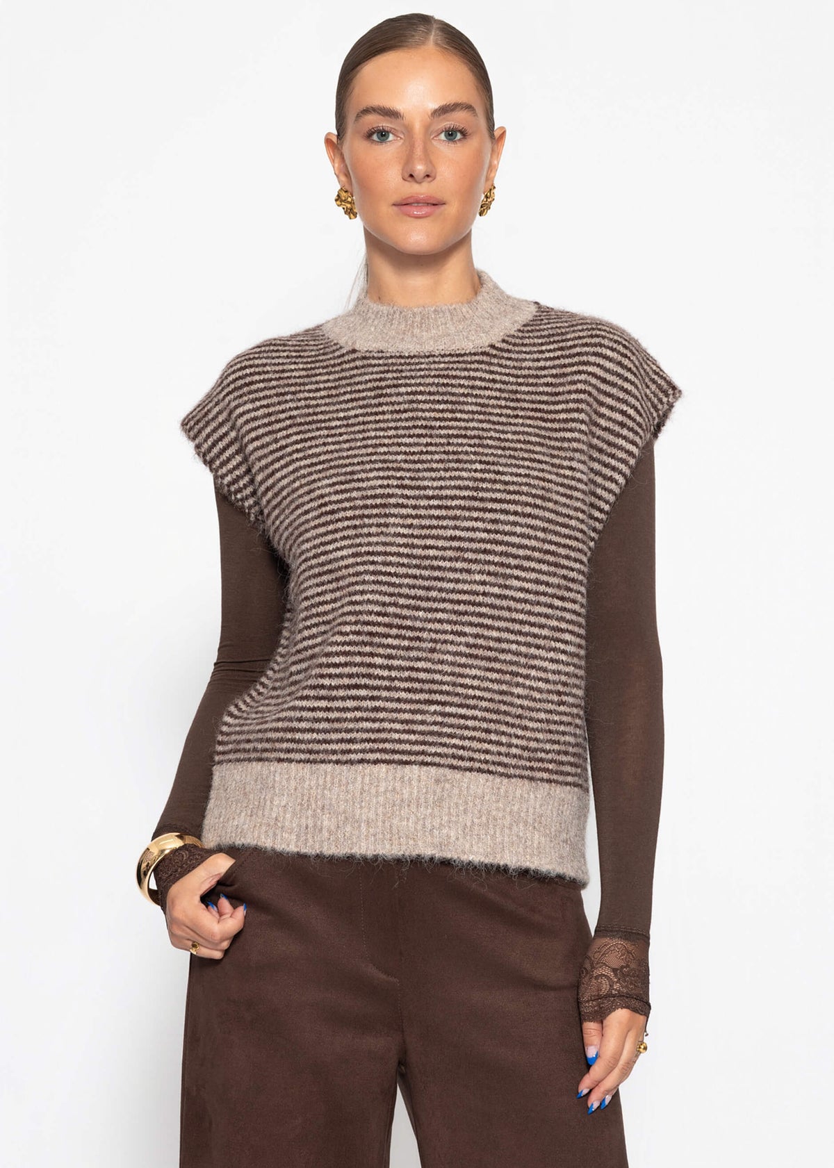 Geringelter Pullunder mit Stehkragen - braun-beige