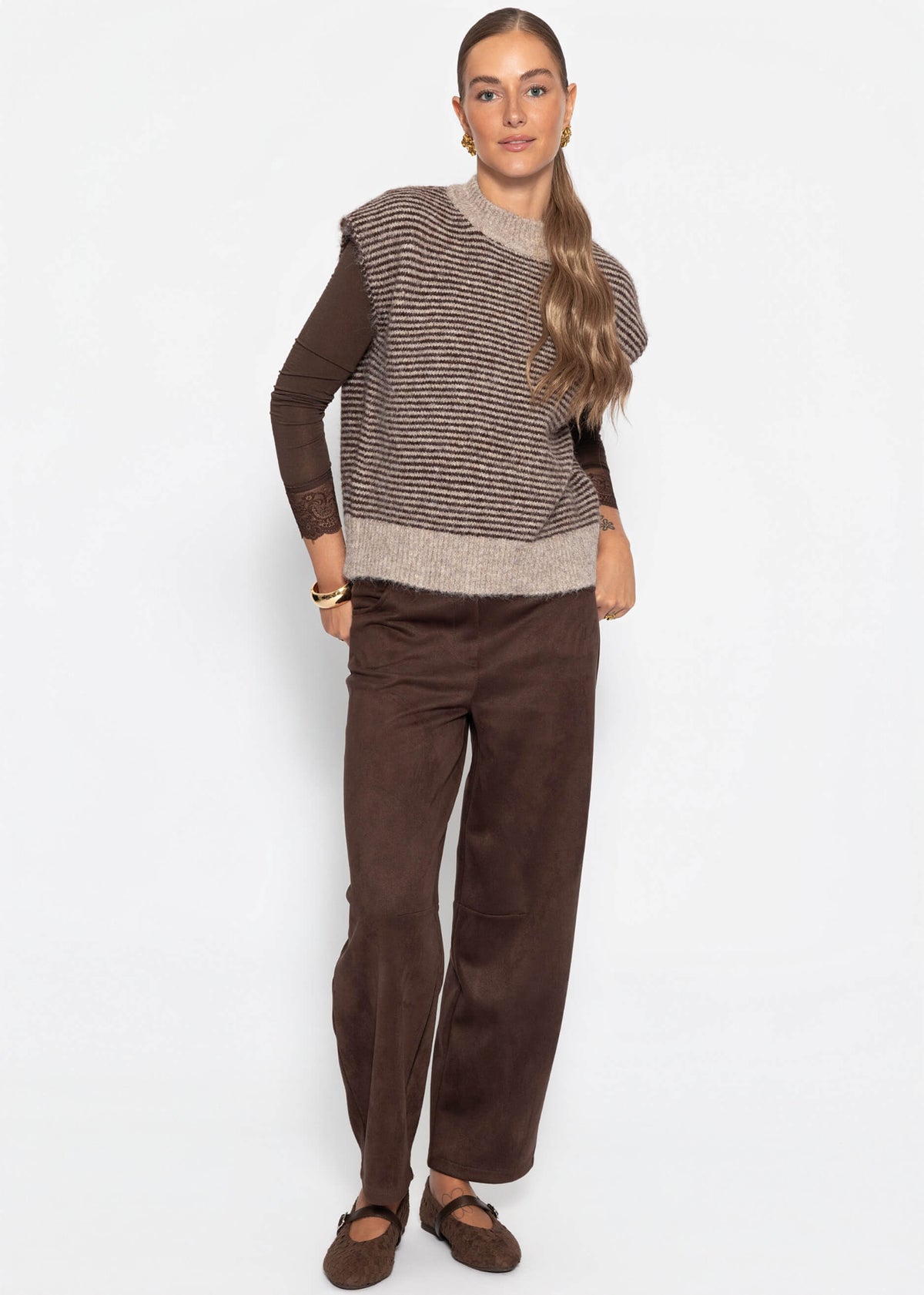 Geringelter Pullunder mit Stehkragen - braun-beige