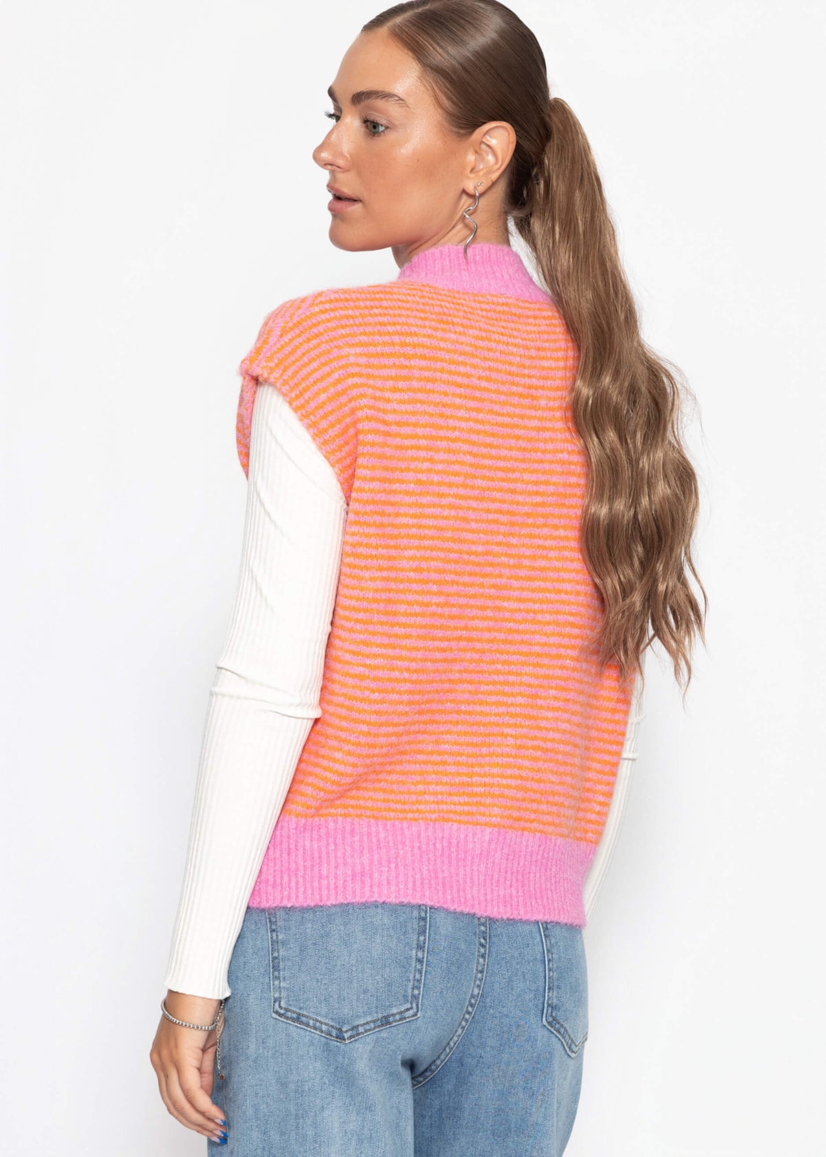 Geringelter Pullunder mit Stehkragen - orange-pink