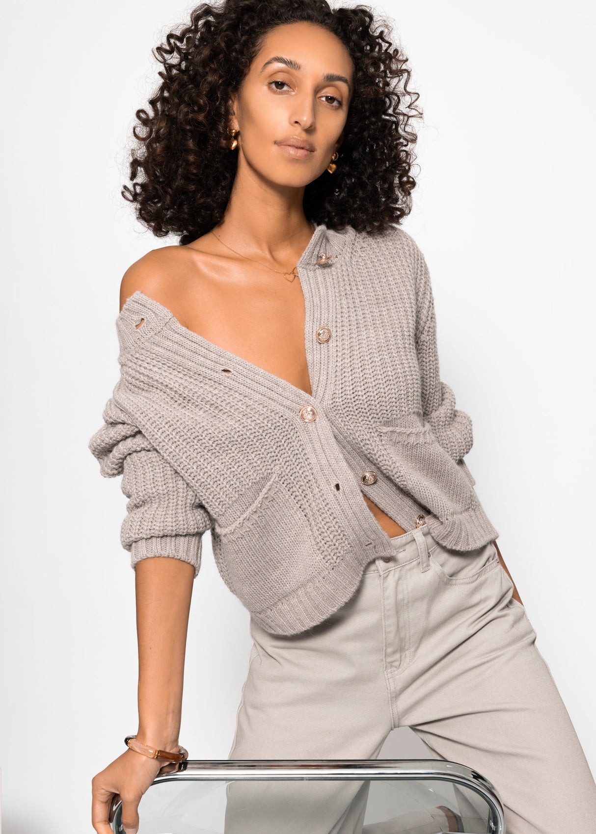 Cardigan with button placket and bags - pink