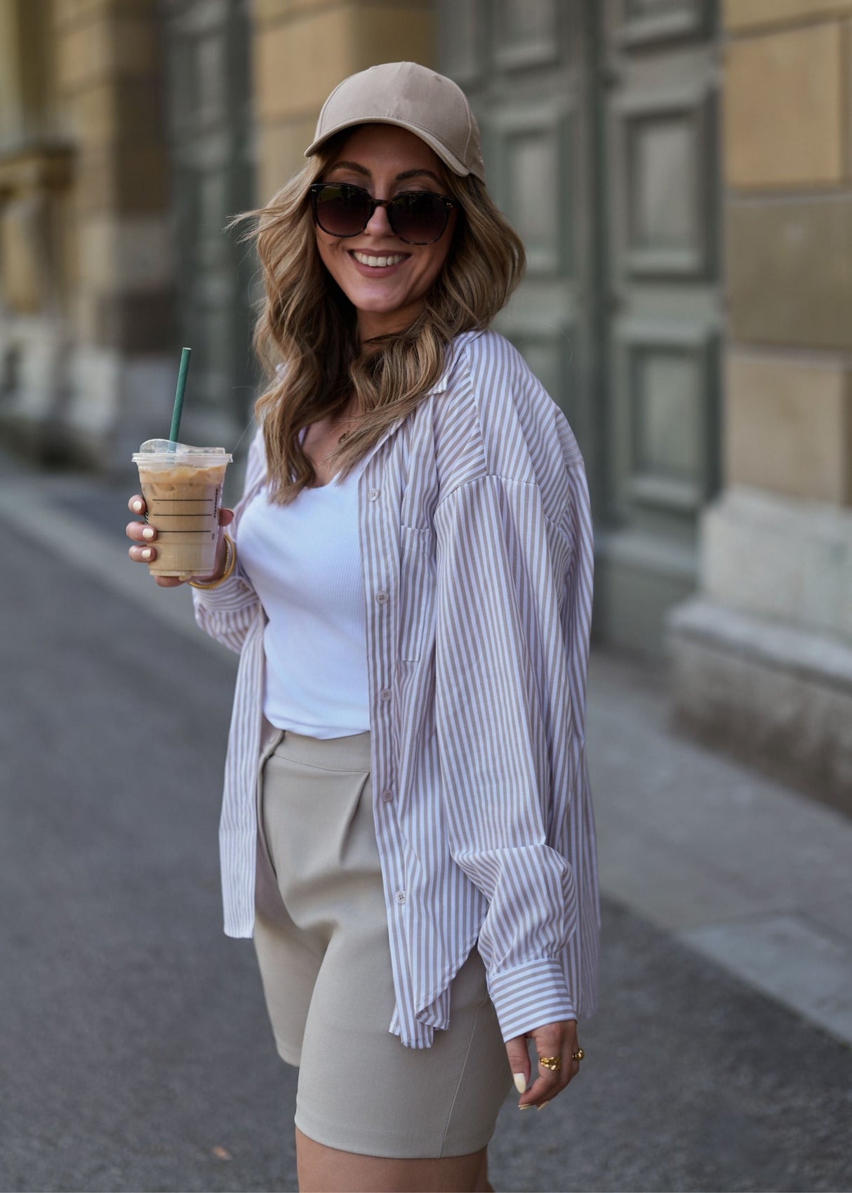 sassyclassy Gestreifte Oversize Bluse - beige