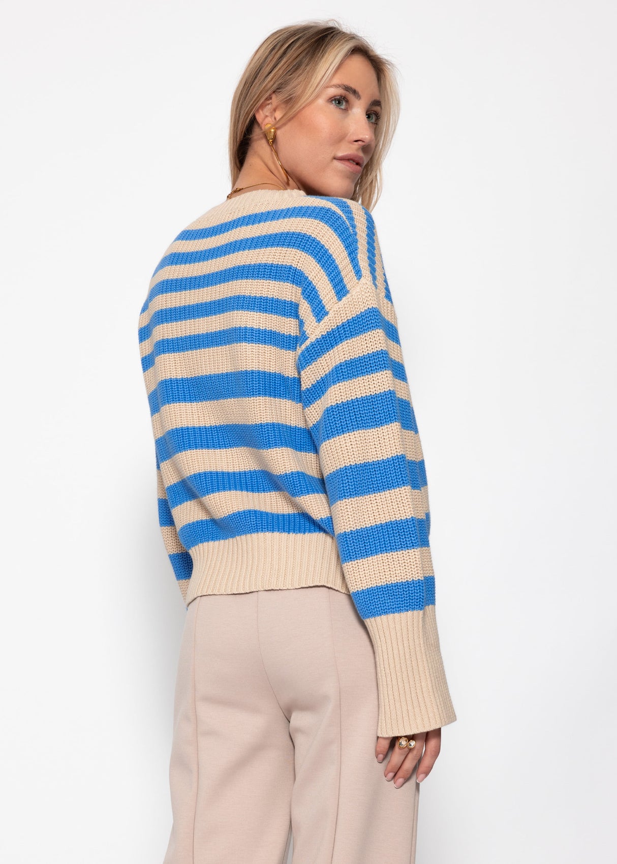 Gestreifter Baumwoll-Pullover - beige-blau