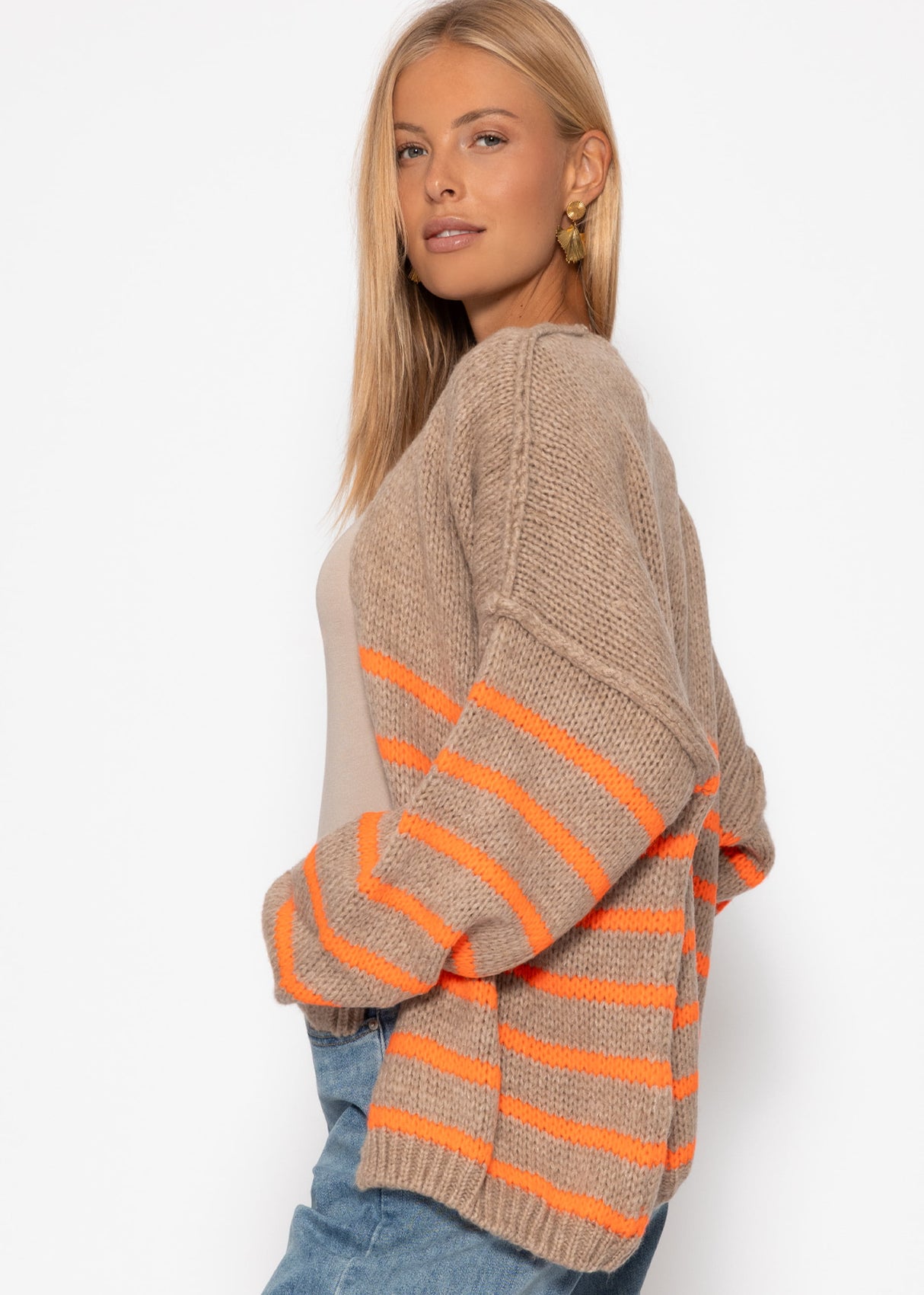 Striped cardigan with outer seams - beige