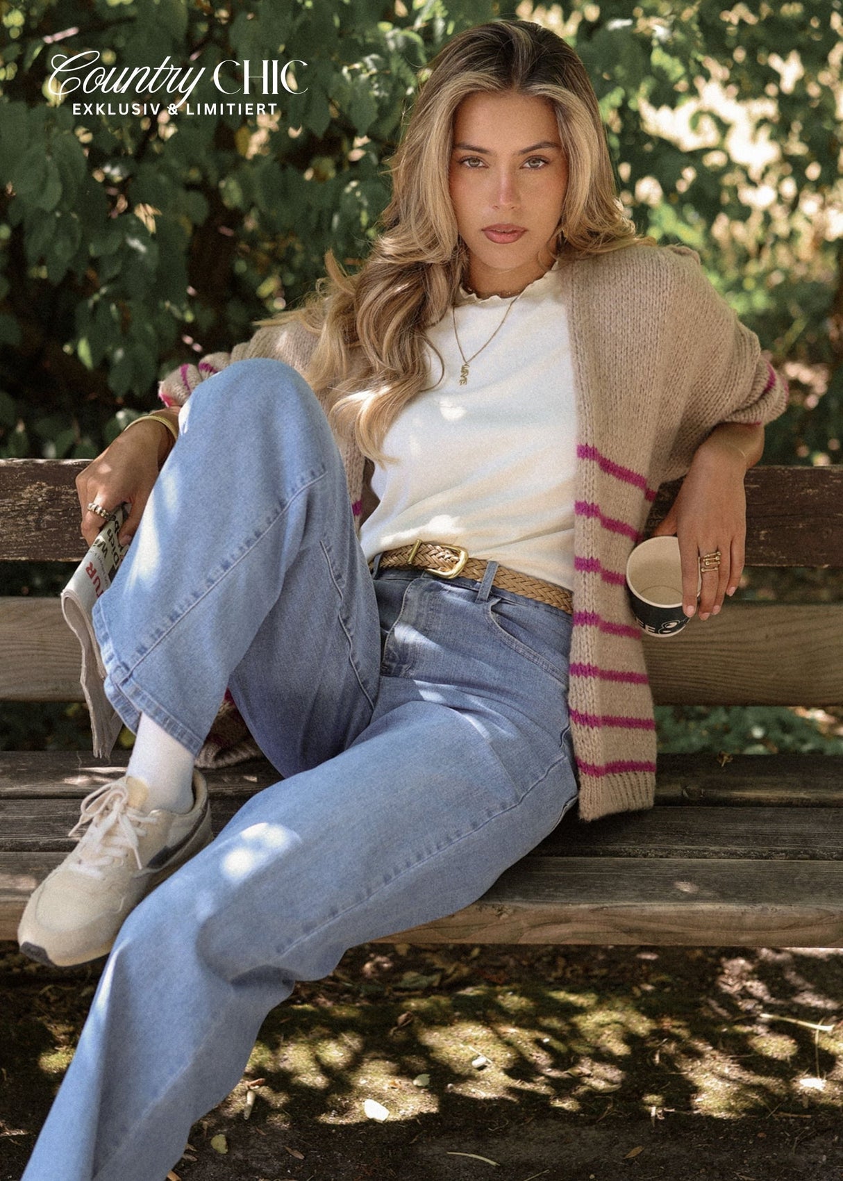 Gestreifter Cardigan mit Außennähten - beige-berry