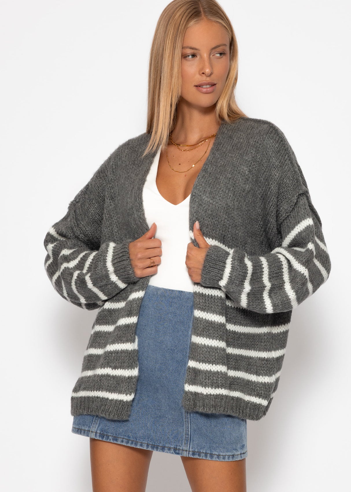 Striped cardigan with outer seams - grey