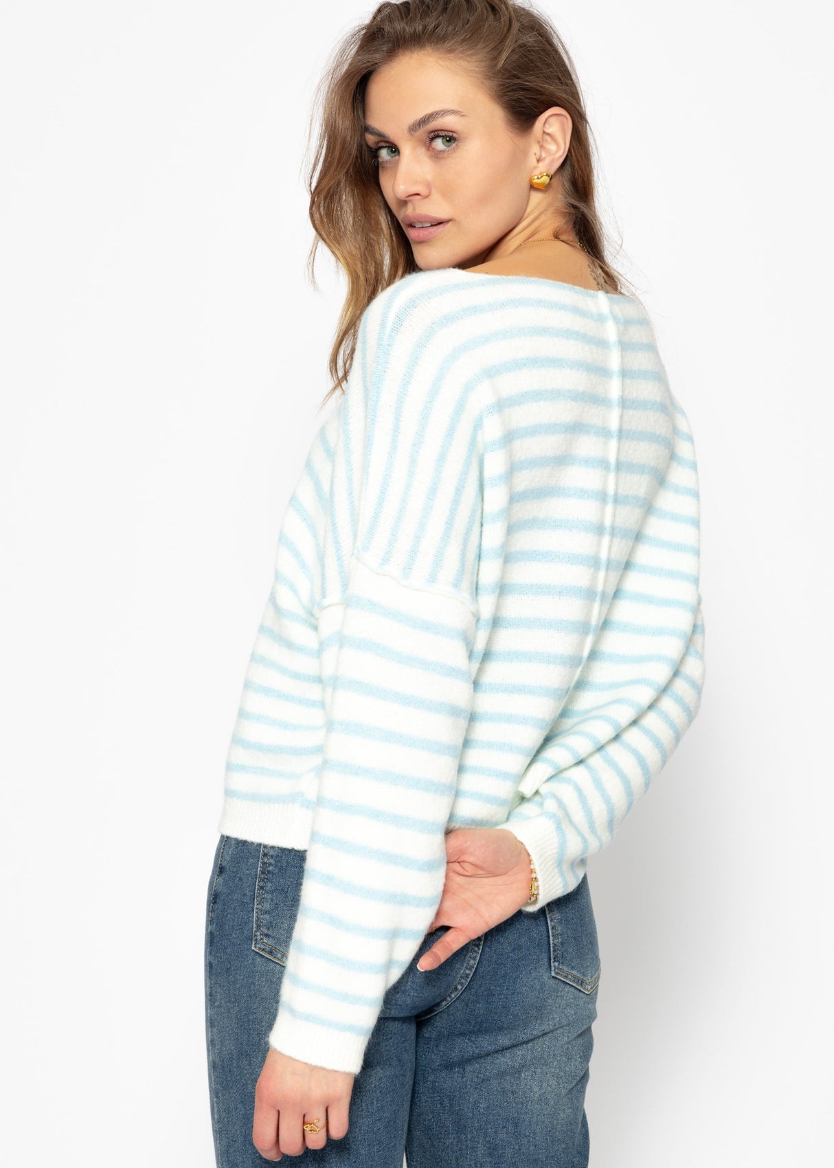 Striped oversized sweater with back seam - light blue-off-white