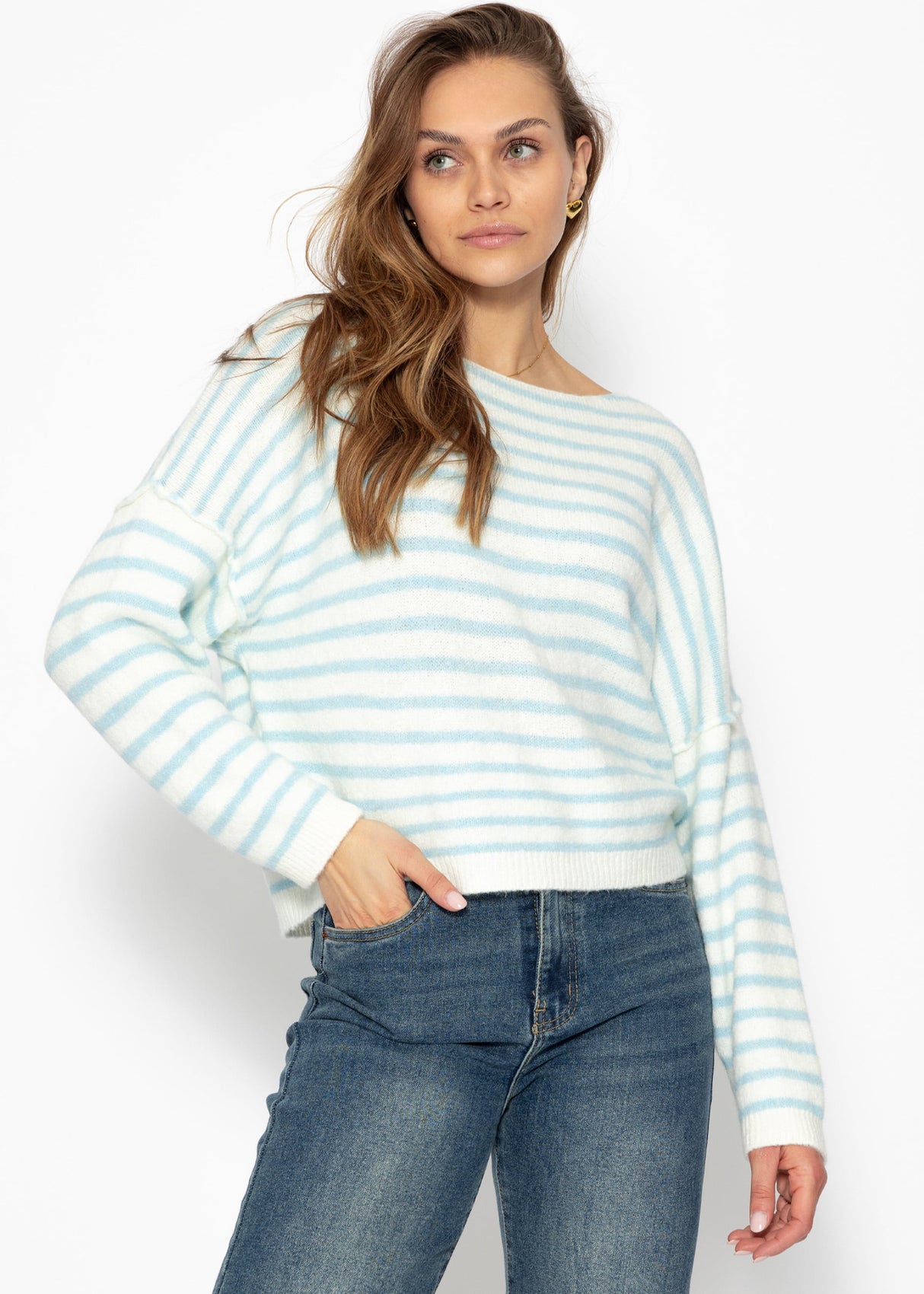 Striped oversized sweater with back seam - light blue-off-white