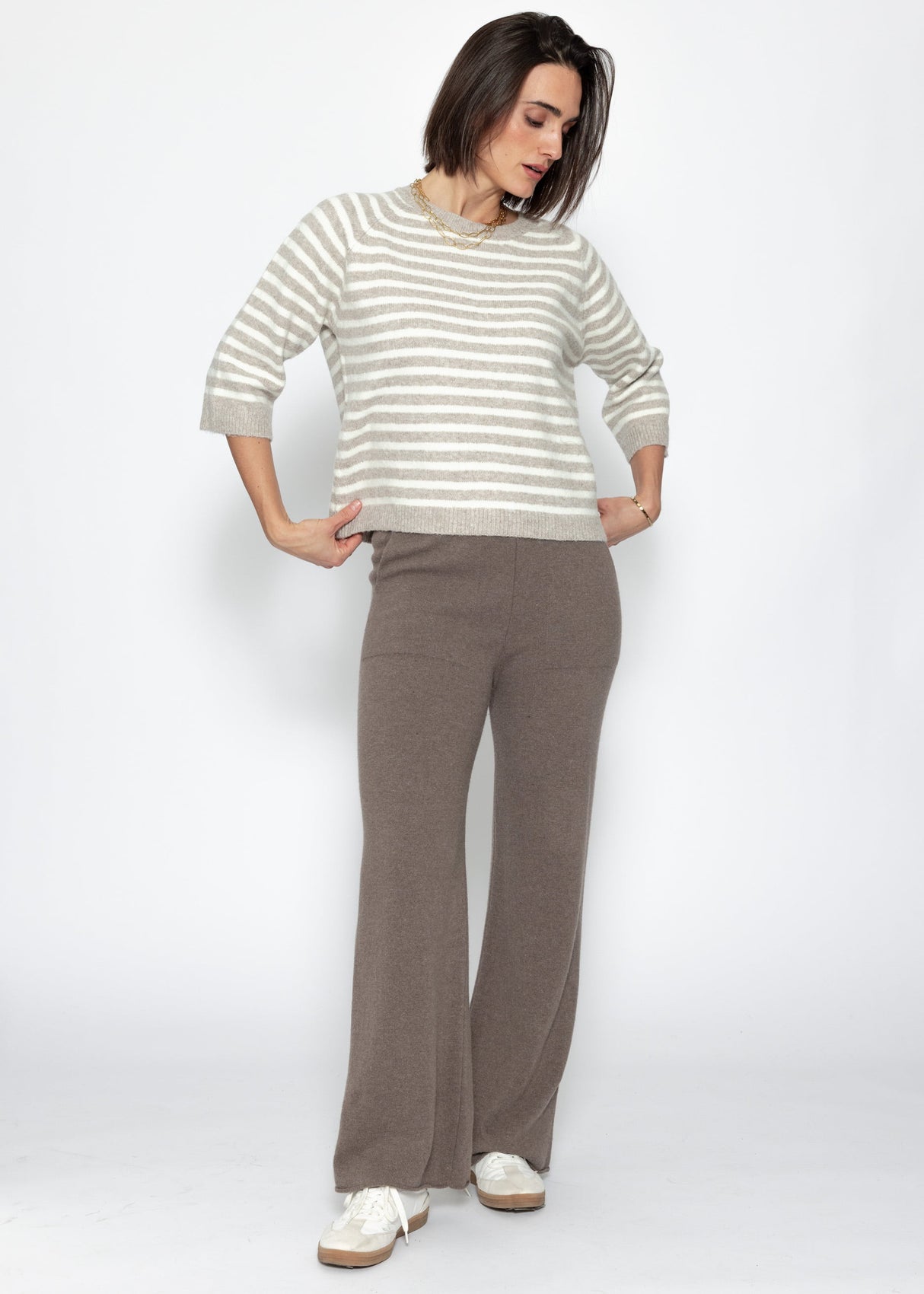 Gestreiftes Strickoberteil - taupe-offwhite