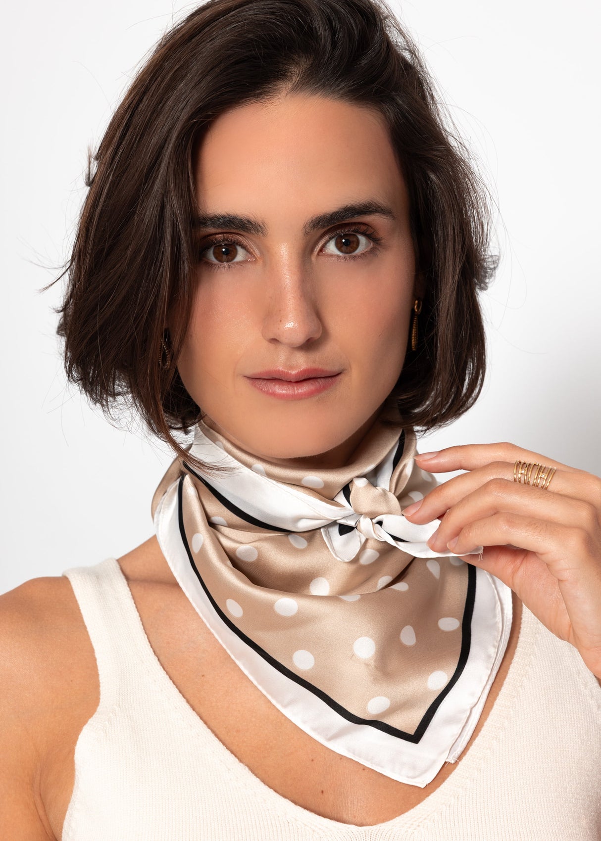 Halstuch mit Pünktchen - beige