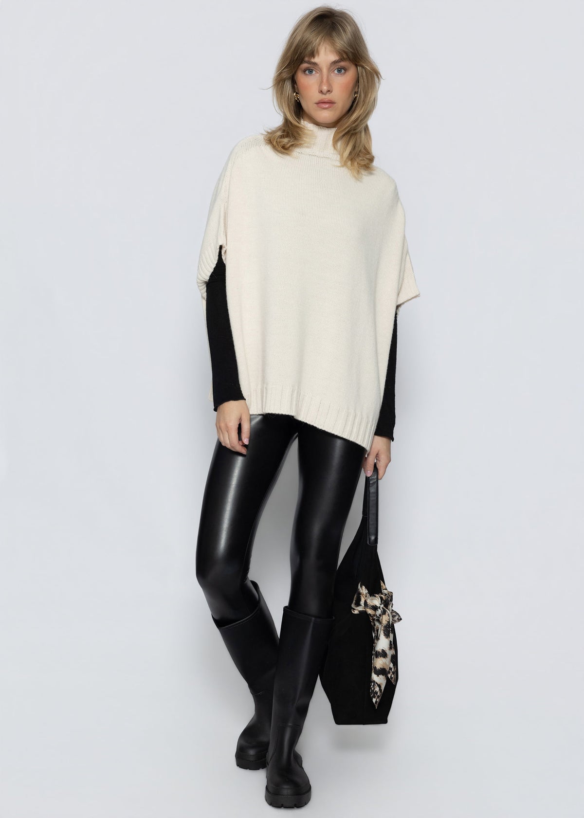 High-waisted faux leather leggings with wide waistband - black
