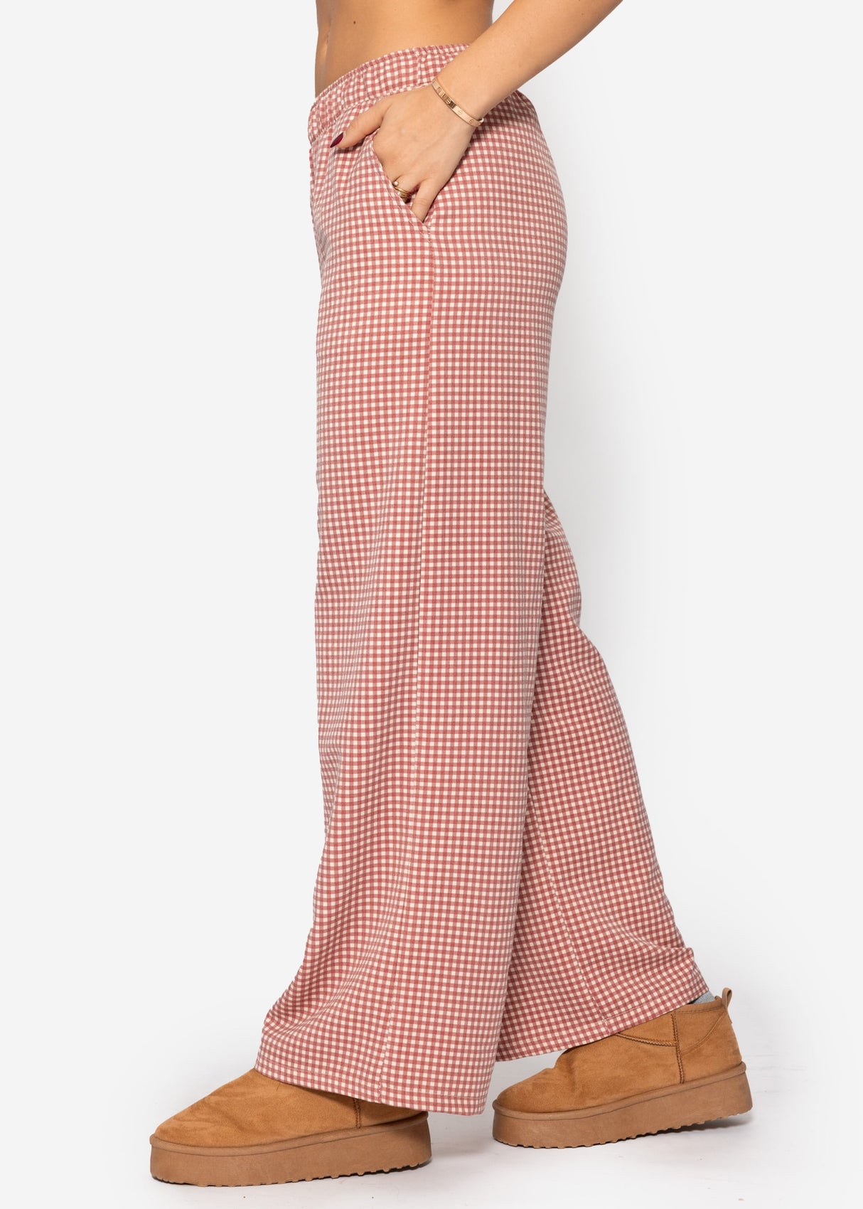 Pants with Vichy print - red