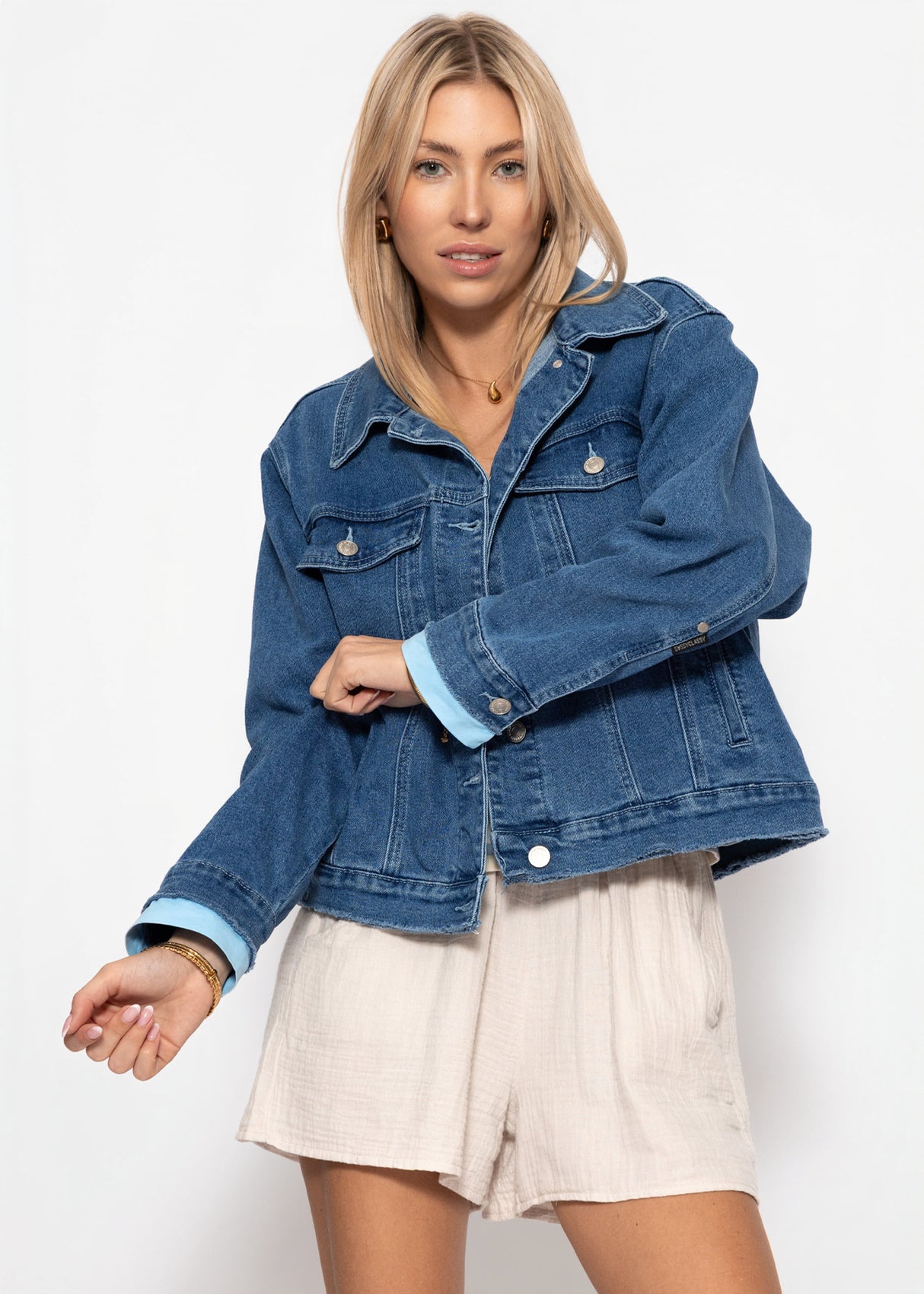 Lockere Jeansjacke - blau