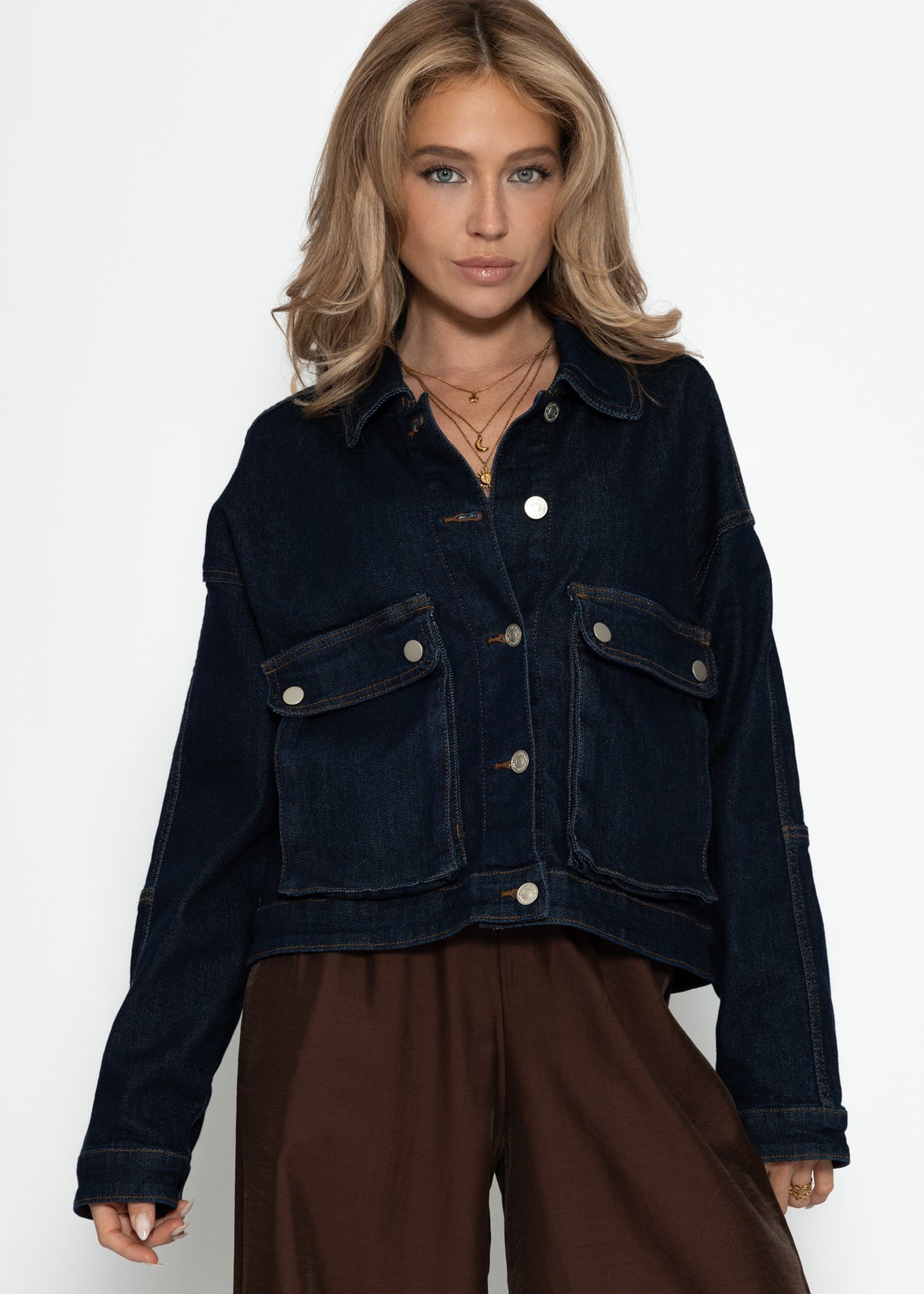 Jeans Jacke mit aufgesetzten Taschen - dunkelblau