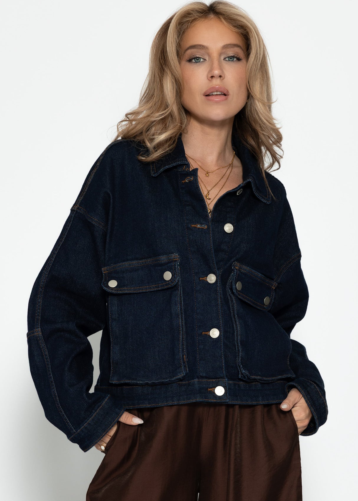 Jeans Jacke mit aufgesetzten Taschen - dunkelblau