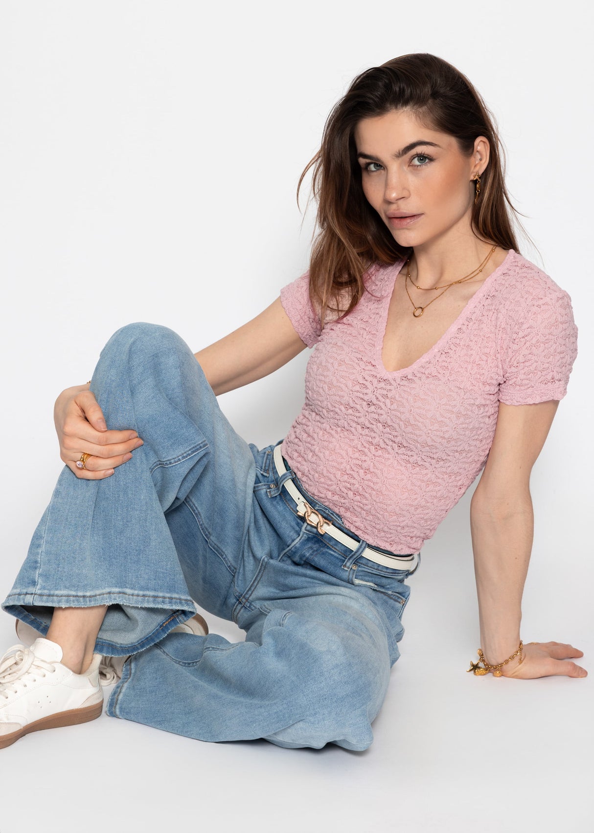 Kurzarm Body aus floraler Spitze - rosa