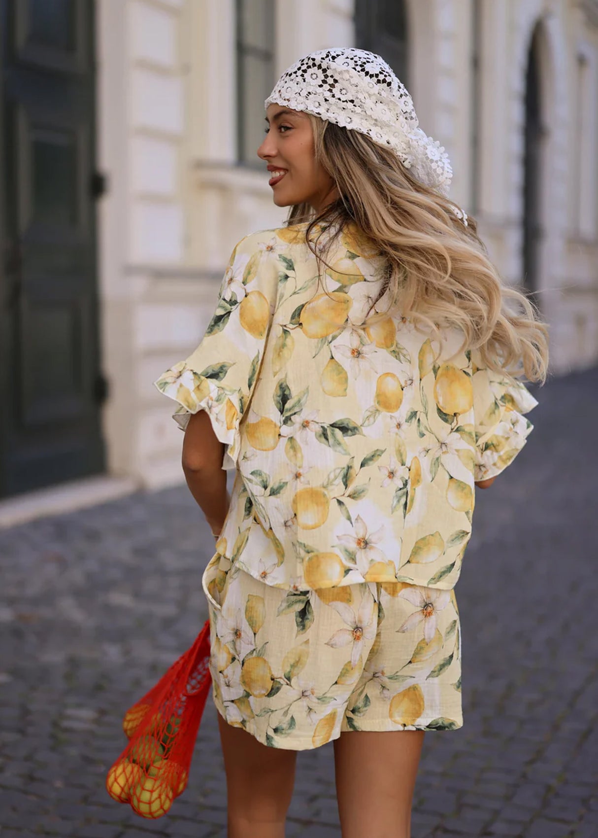 Kurzarm Musselin Bluse mit Lemon Print - gelb