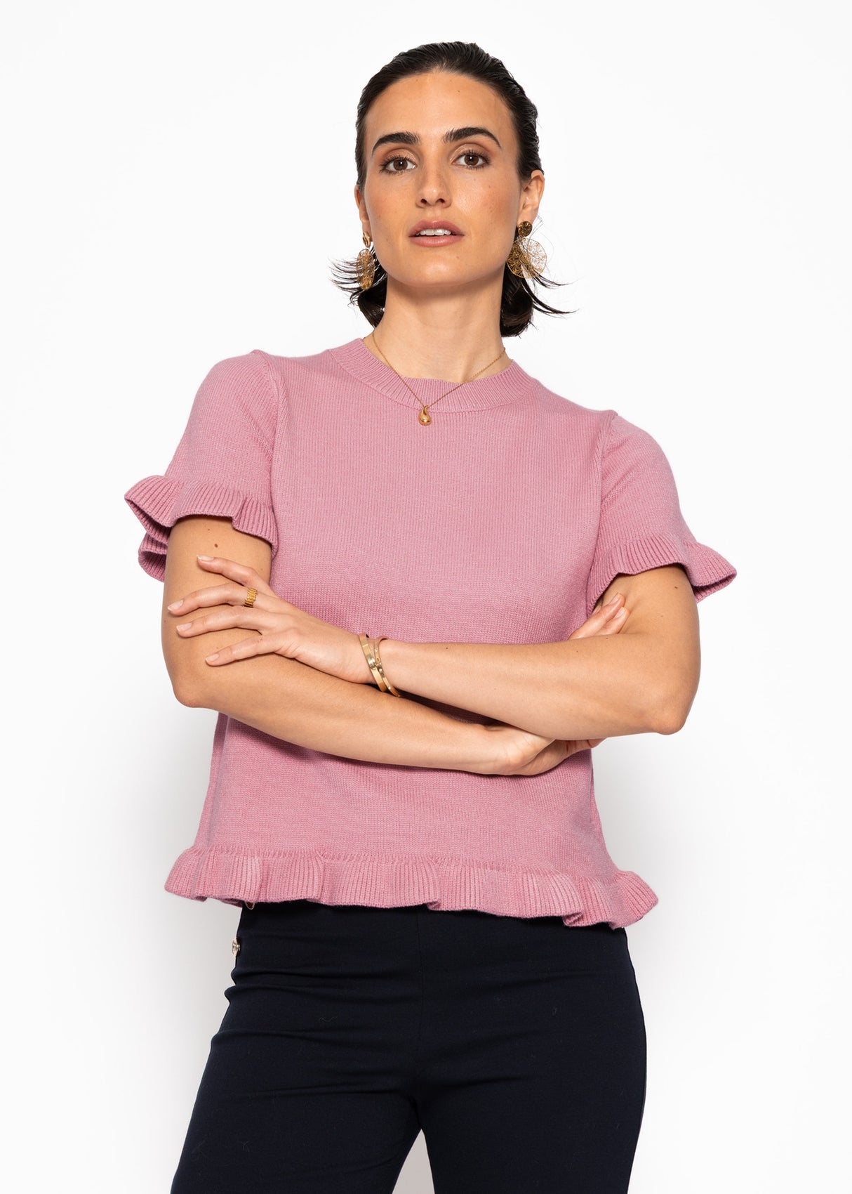 Short-sleeved sweater with ruffles - pink