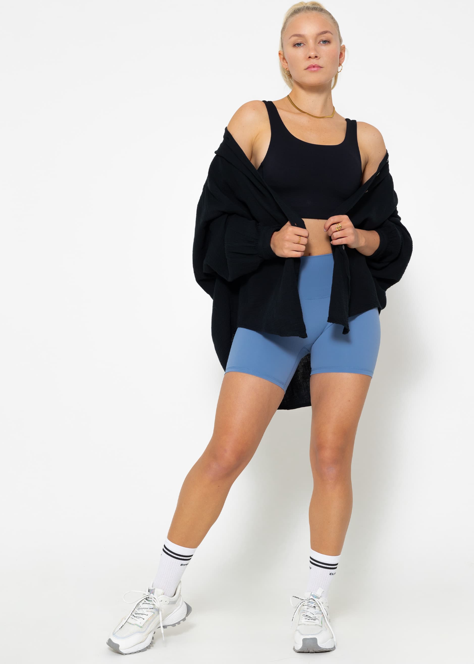 Short sports leggings - blue