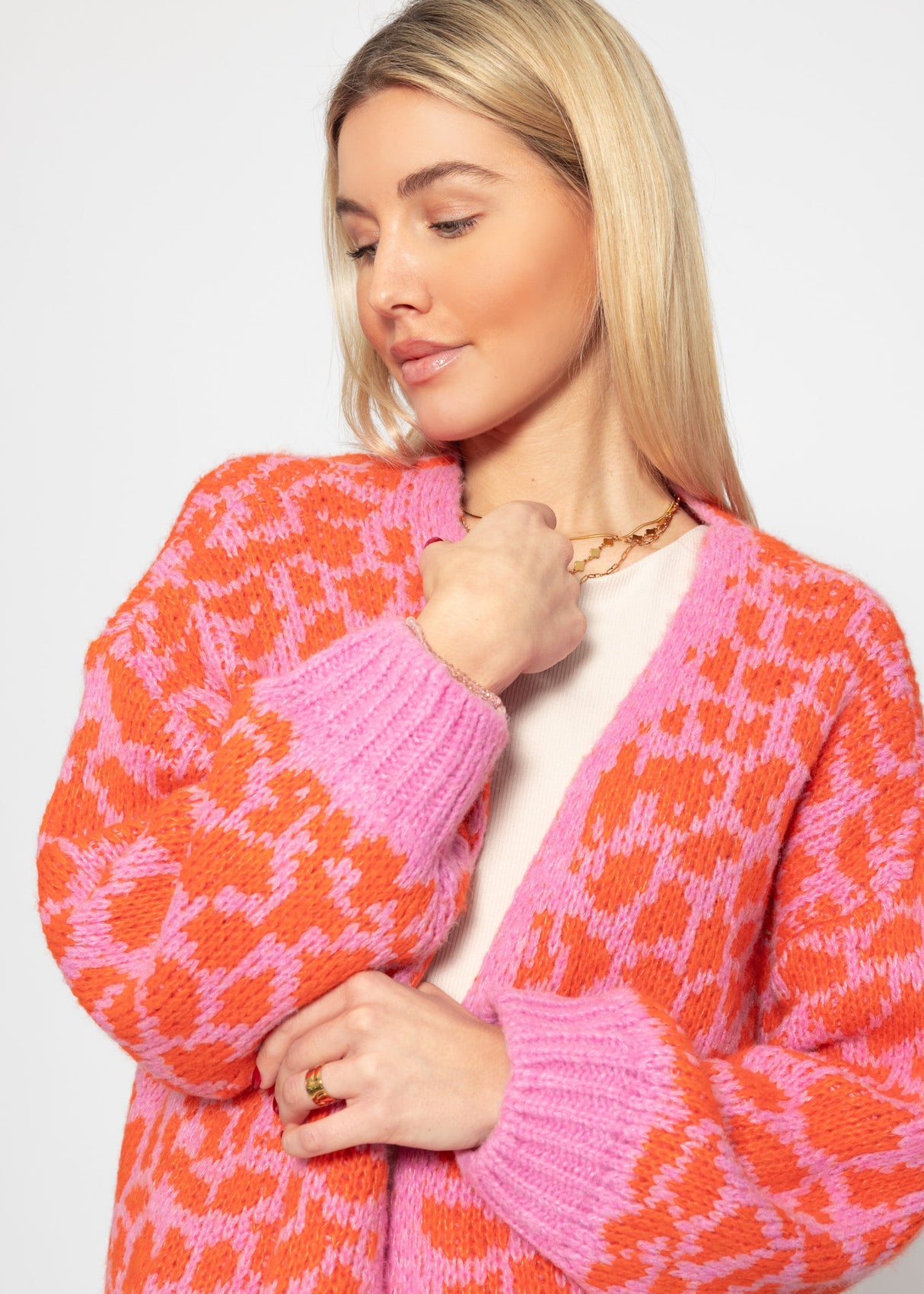 Short cardigan with leo print - pink-orange
