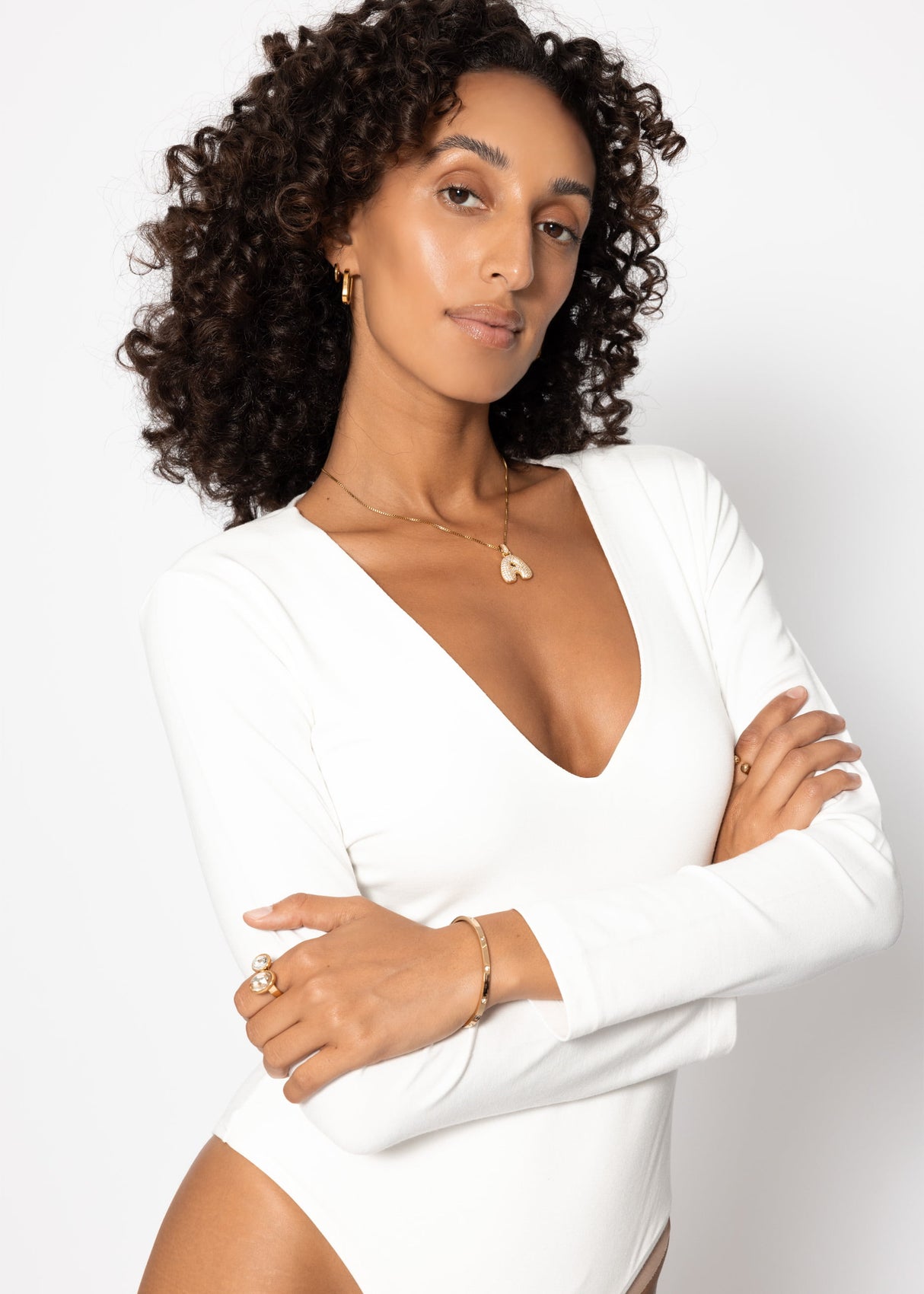 Long arm body with a V -neck - white