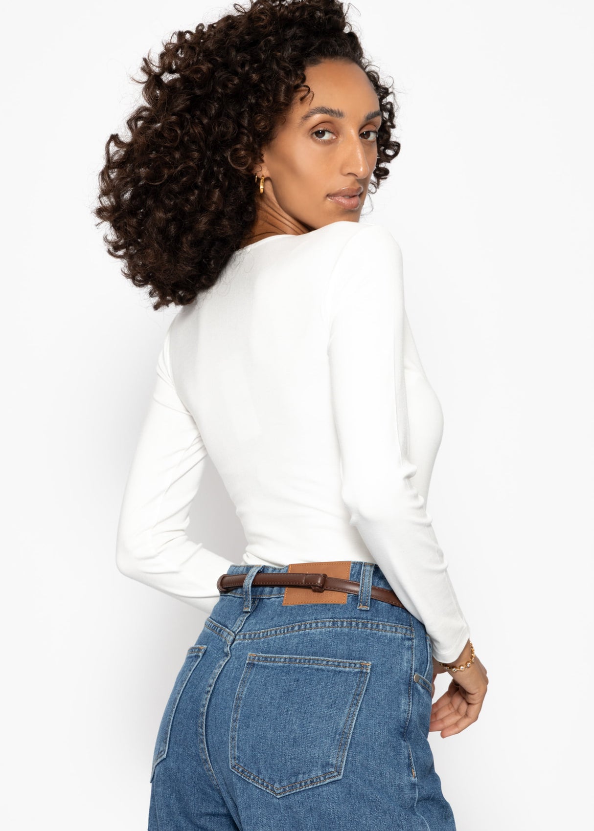 Long arm body with a V -neck - white