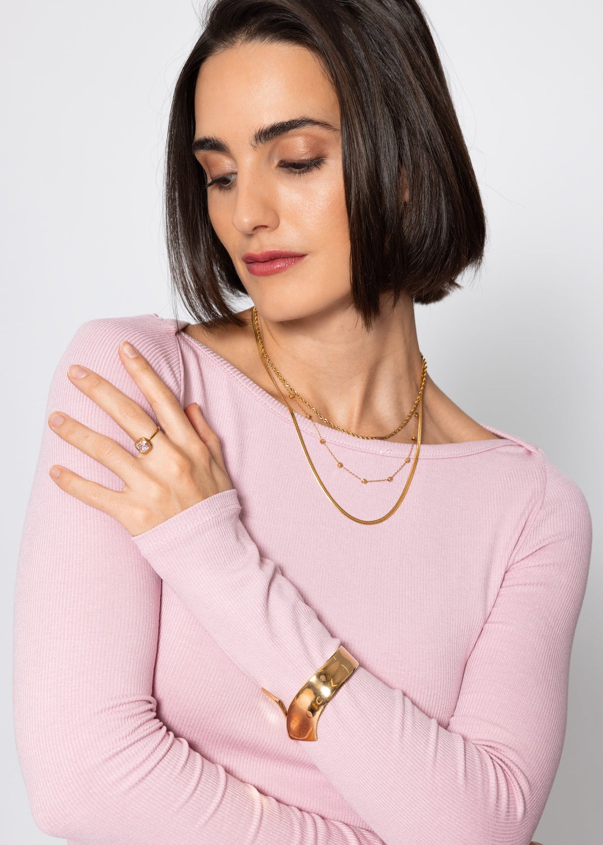 Long-sleeved shirt with boat neckline - dusky pink