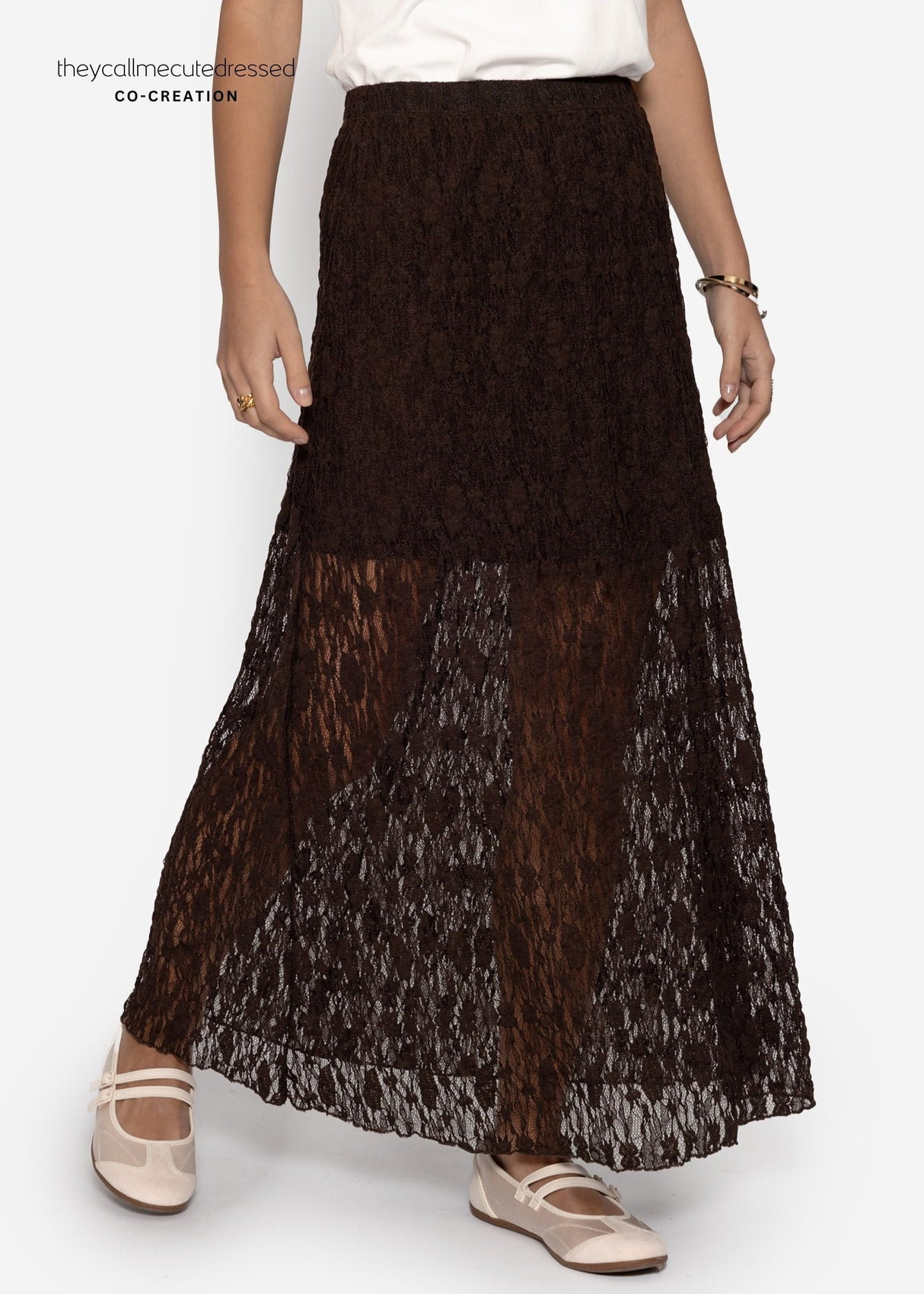 Long lace skirt - brown
