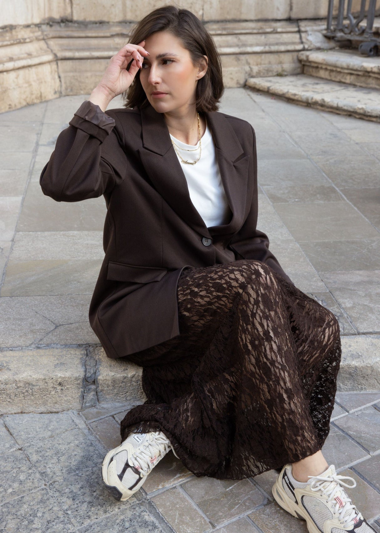 Long lace skirt - brown