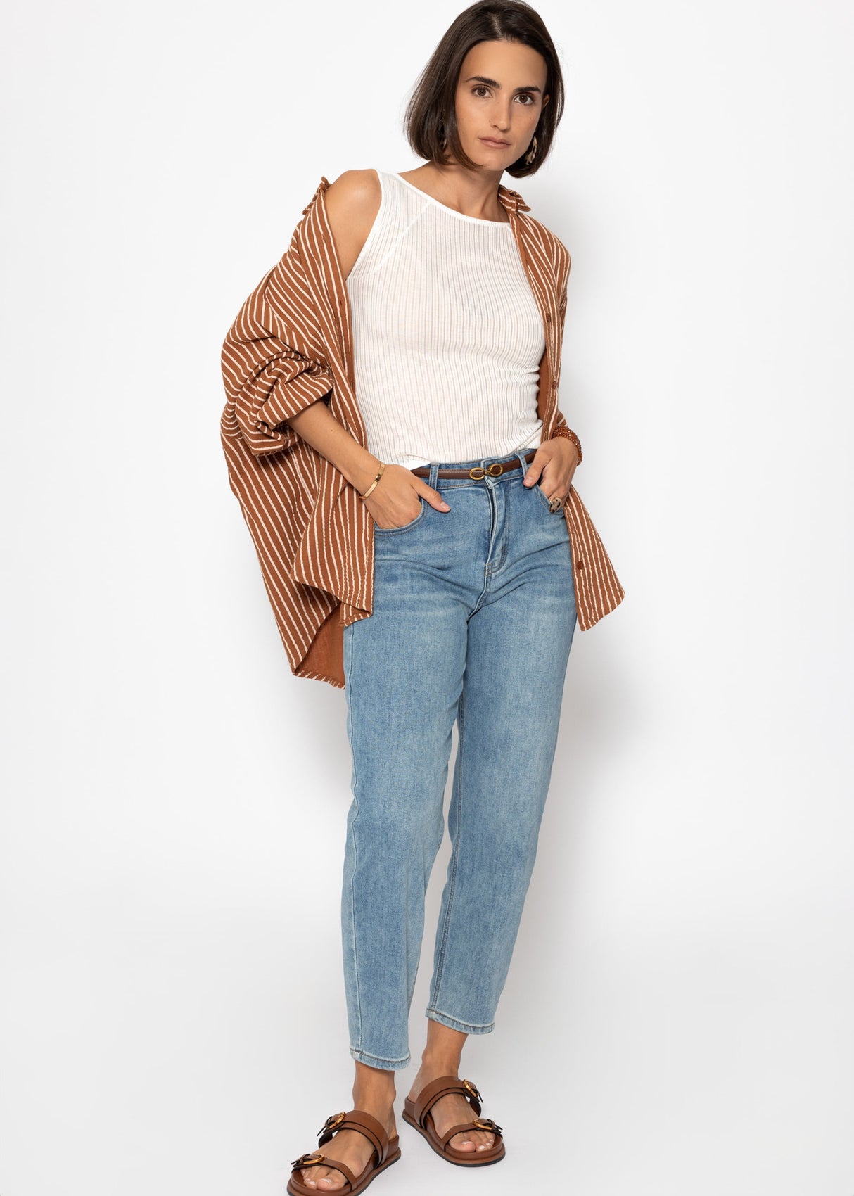 Slightly transparent top with ribbed structure - off-white