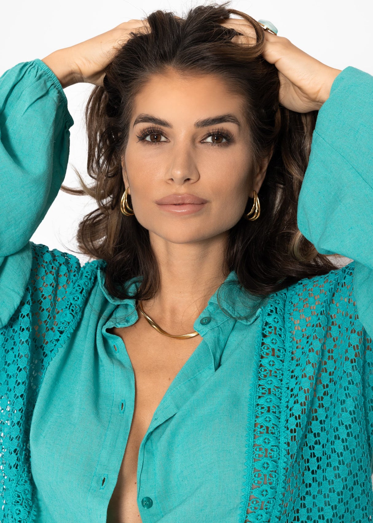 Linen blouse with lace - turquoise