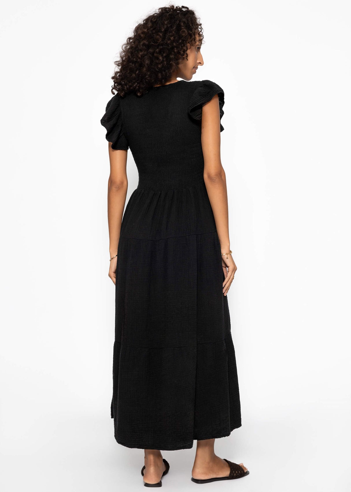 Maxi Musselin Kleid mit Volants und Flügelärmel - schwarz