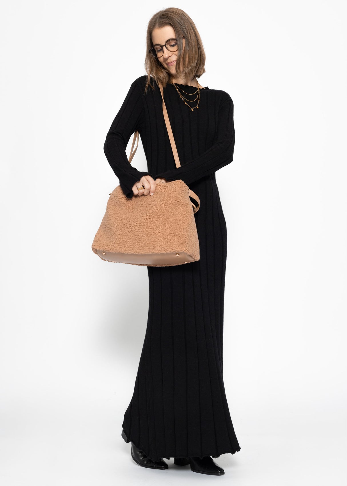 Maxi knit dress with ribbed look - black