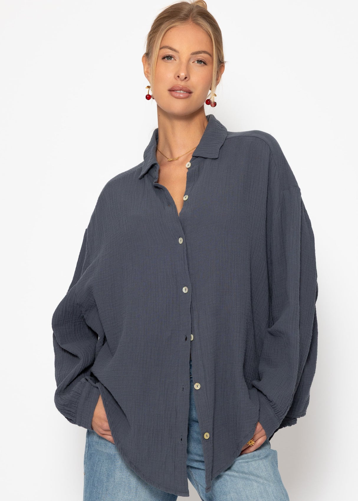 Muslin blouse oversize, short, dark grey