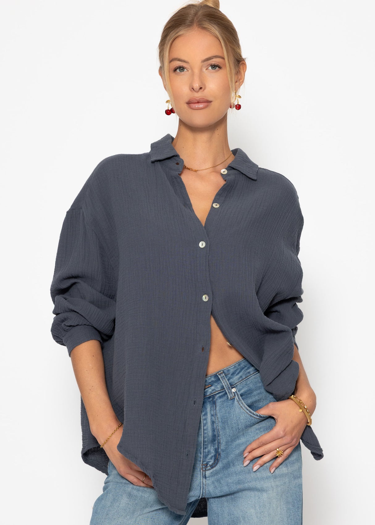 Muslin blouse oversize, short, dark grey
