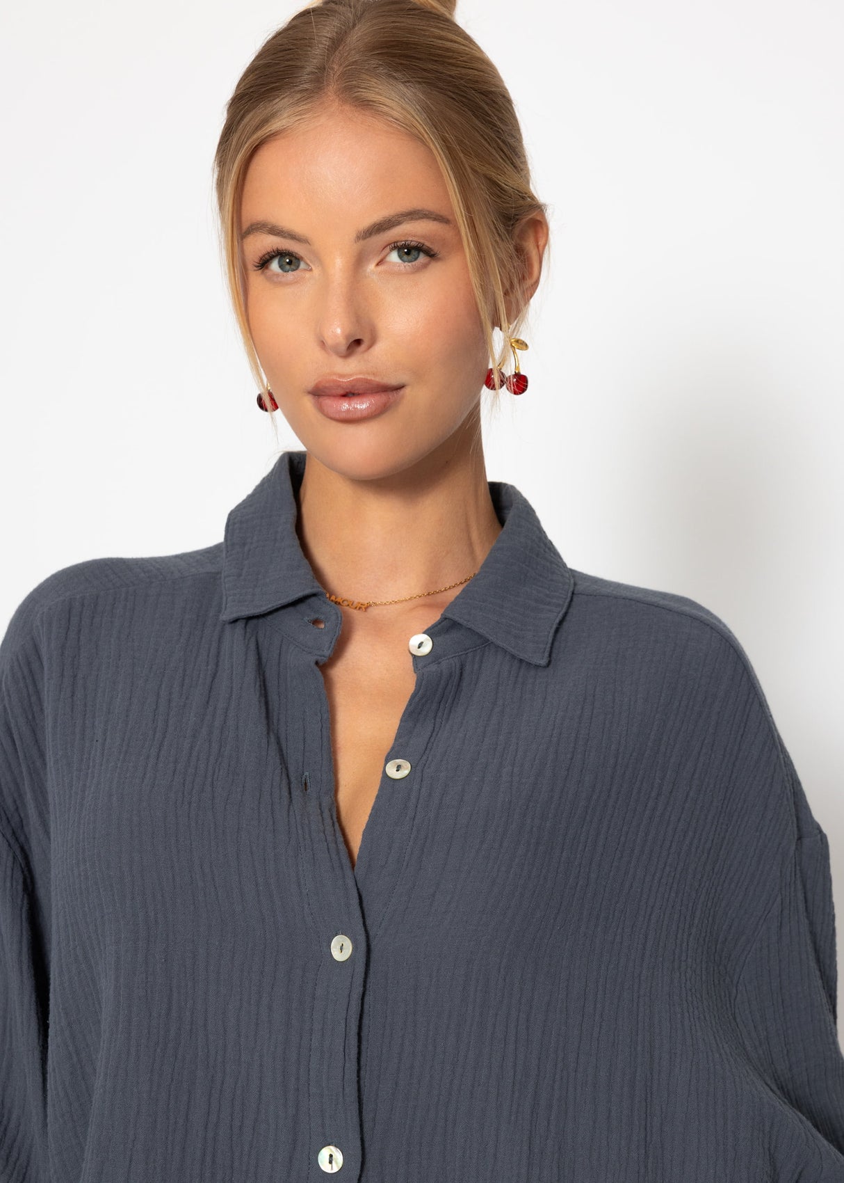 Muslin blouse oversize, short, dark grey
