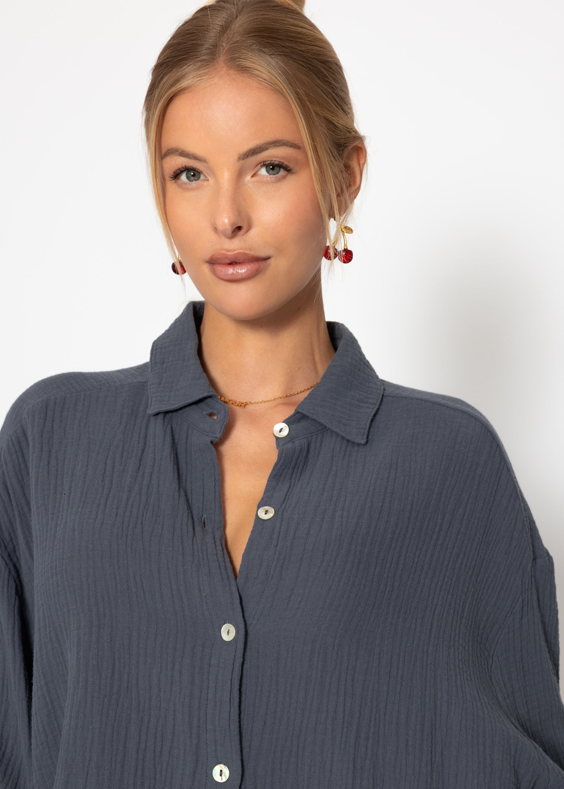 Muslin blouse oversize, short, dark grey