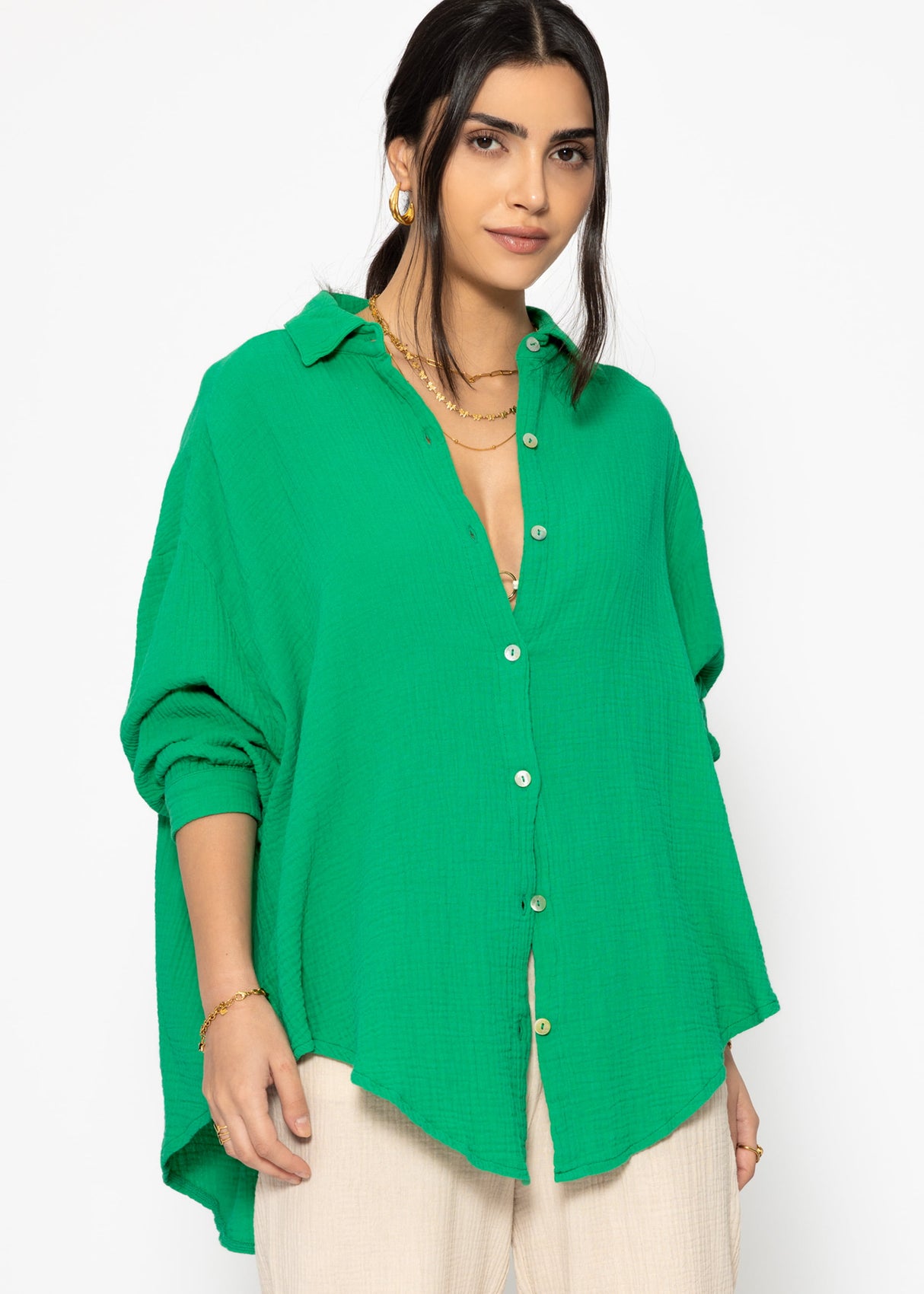 Muslin blouse oversize, short, green