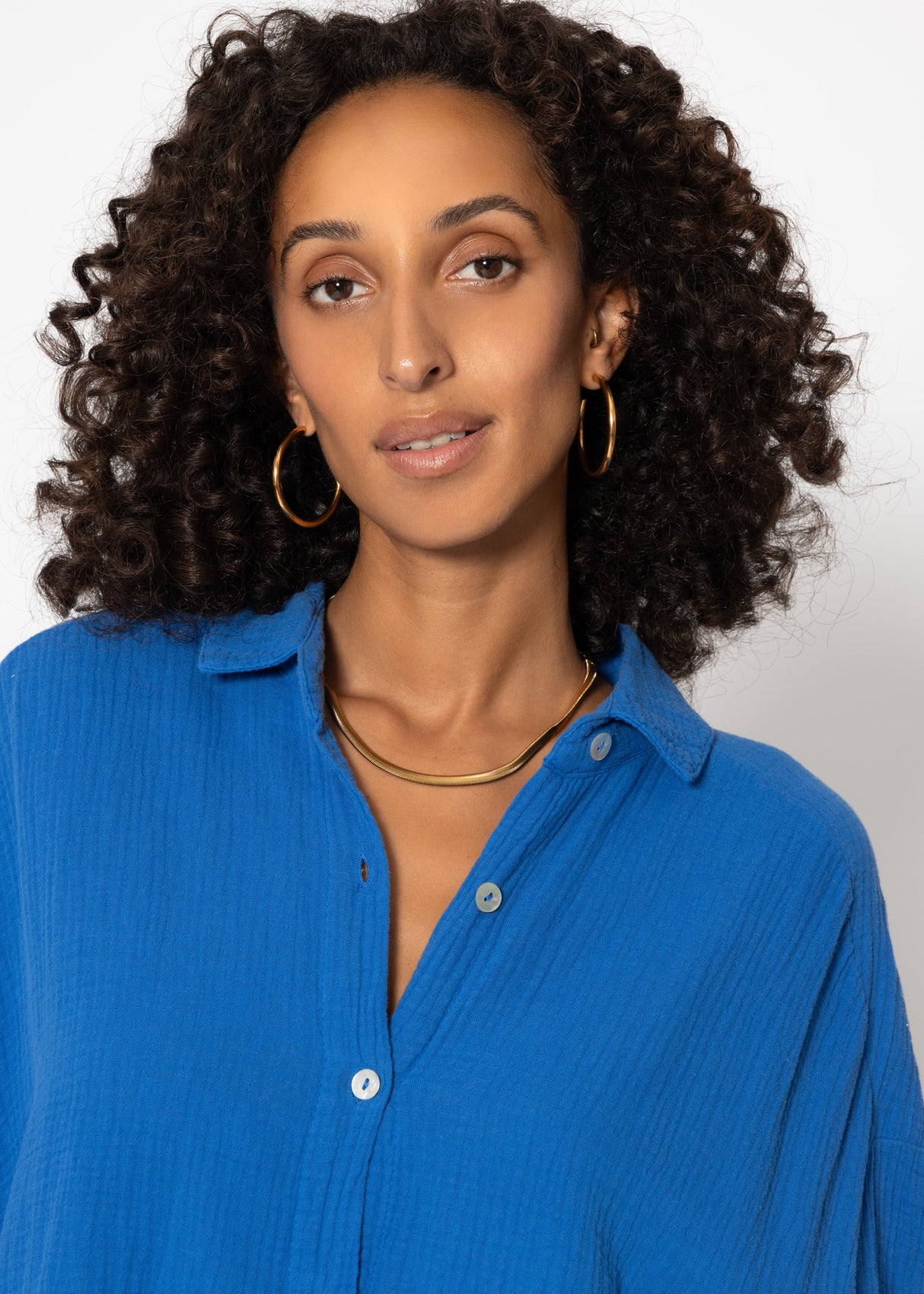 Muslin blouse oversize, short, royal blue