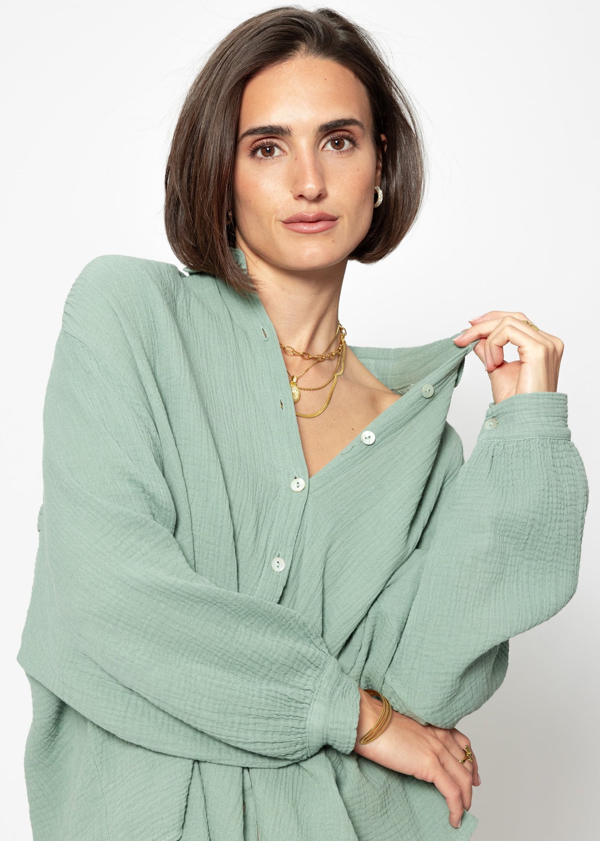 Musselin Bluse oversize, kurz, salbeigrün