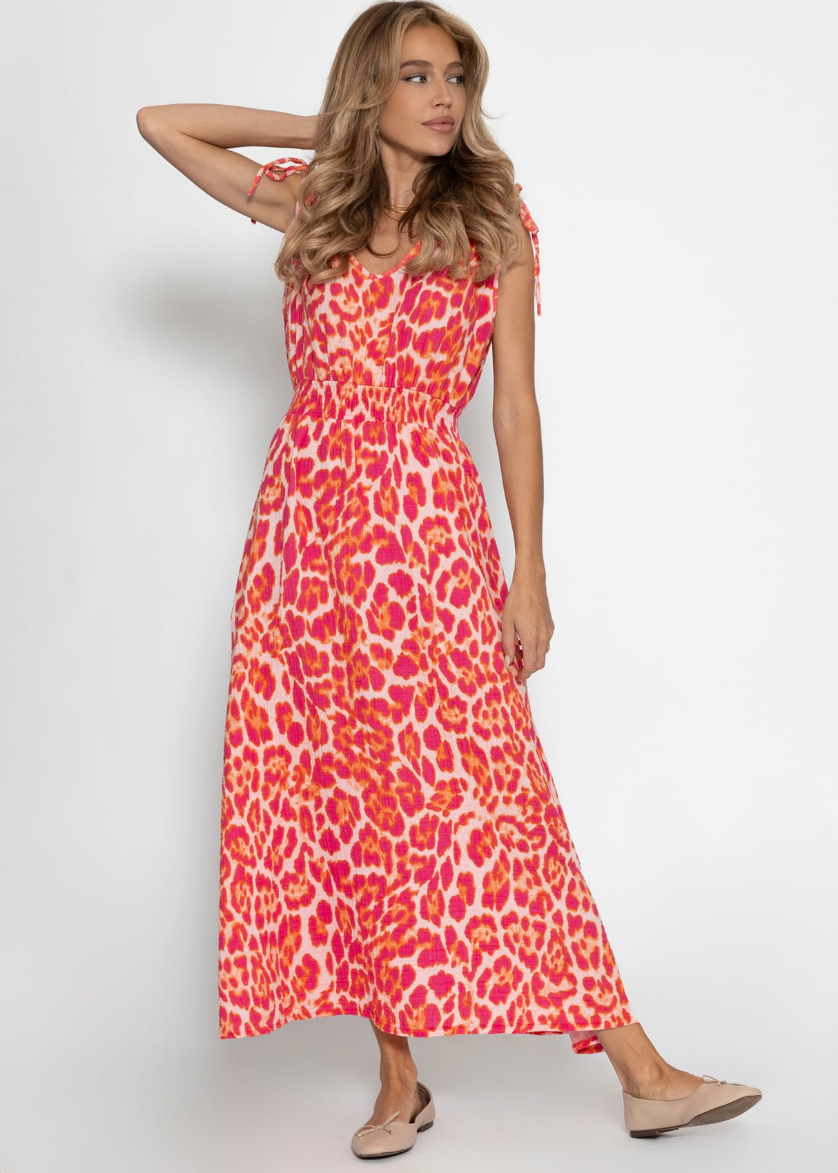 Musselin Maxi Dress with Leo -Print - Pink