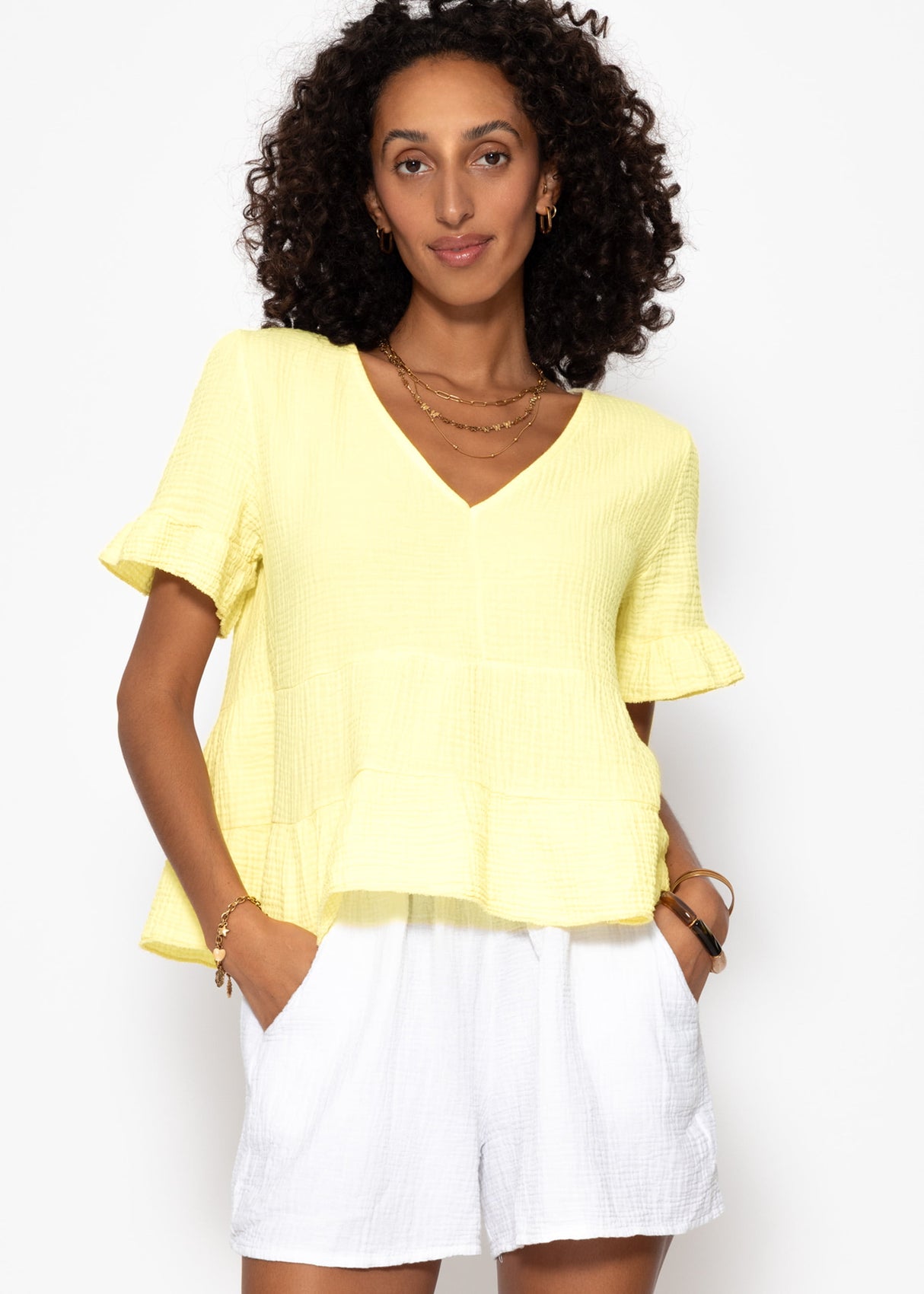 Muslin shirt with flounces - butter yellow
