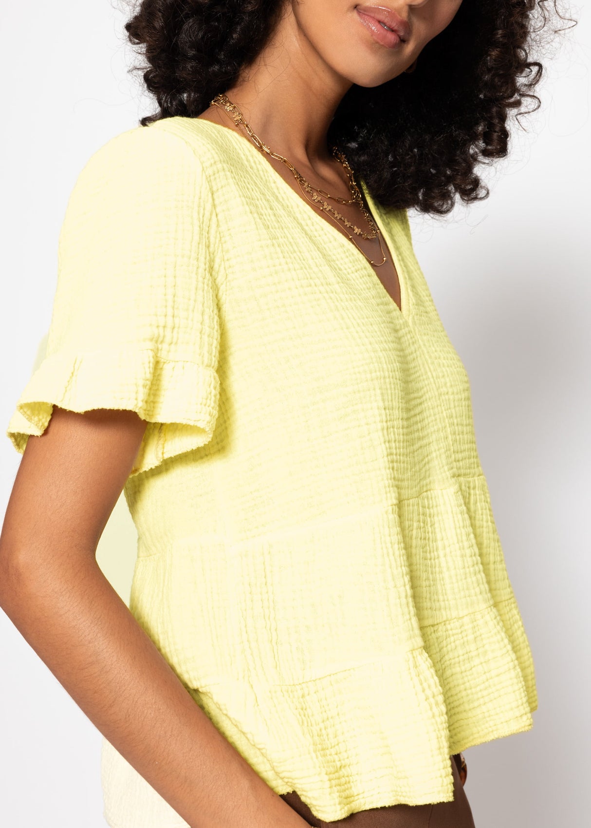 Muslin shirt with flounces - butter yellow